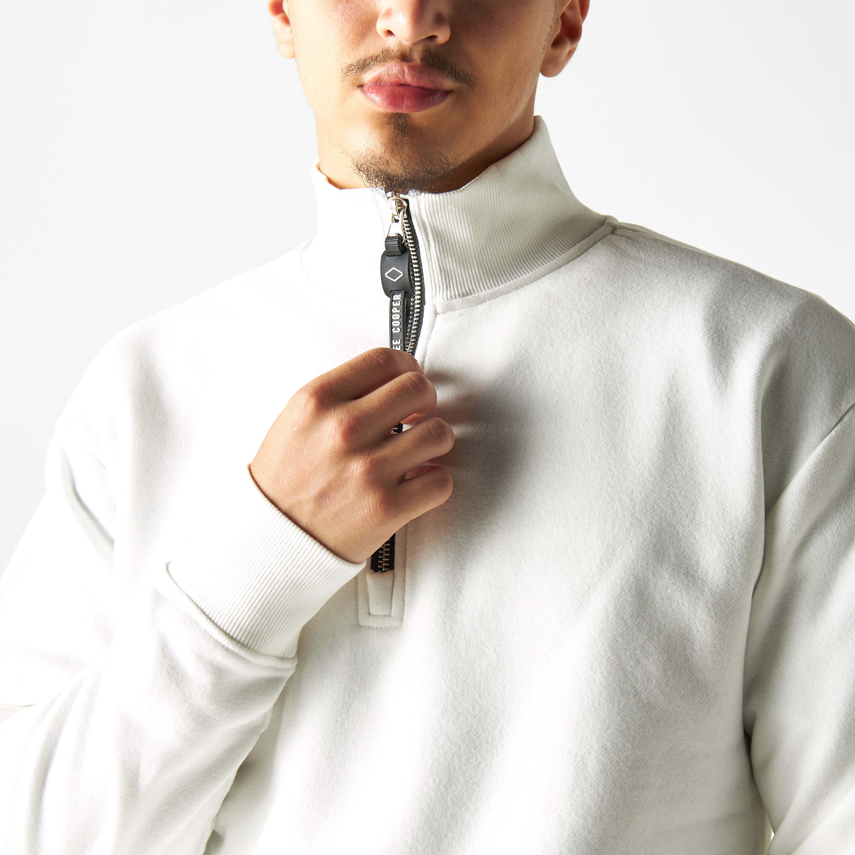 سويت شيرت بياقة عالية وسحاب للإغلاق من لي كوبر-men-winterwear-hoodiesandsweatshirts-image-4