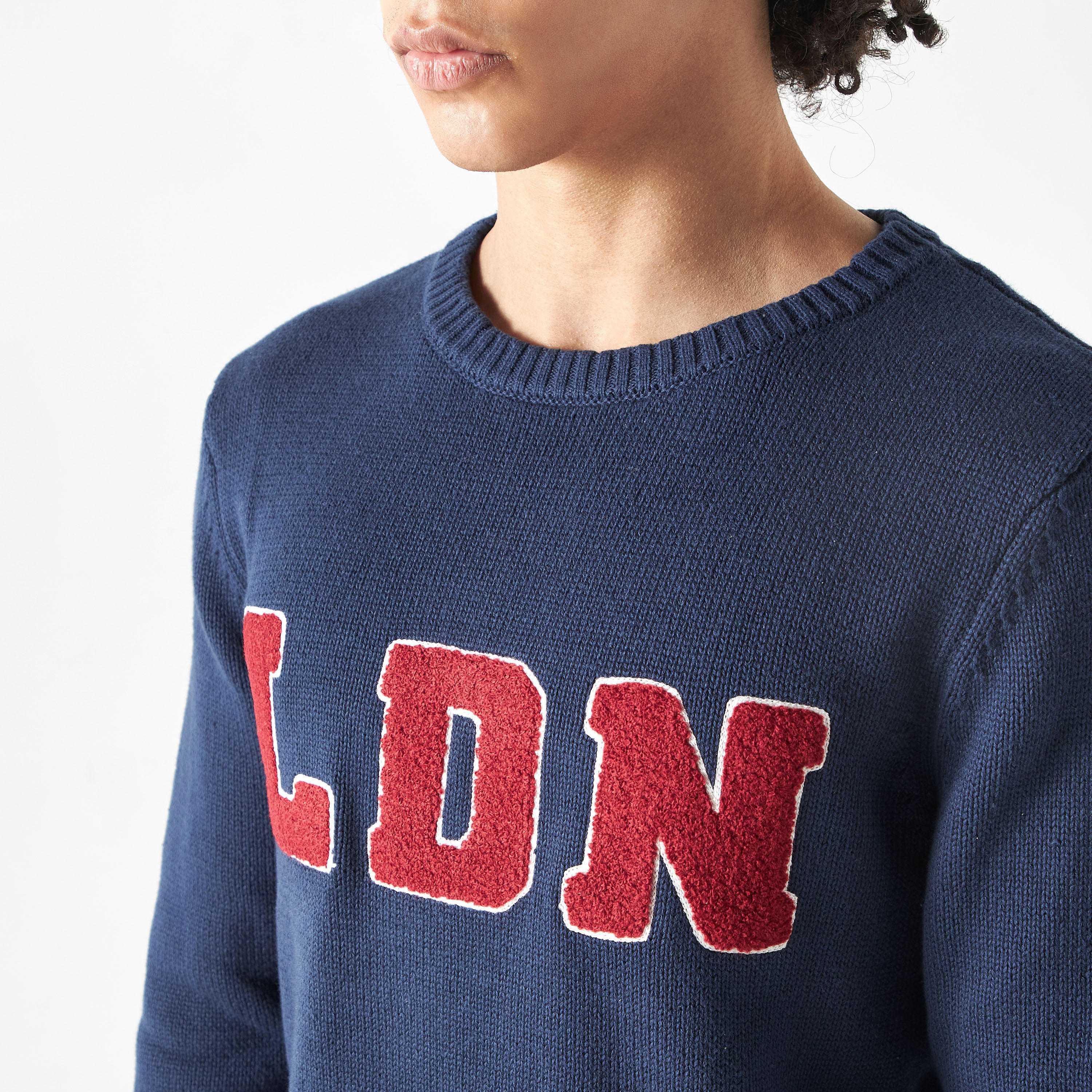 سويت شيرت بارز الملمس بياقة ضيّقة وأكمام طويلة من لي كوبر-men-winterwear-hoodiesandsweatshirts-image-4