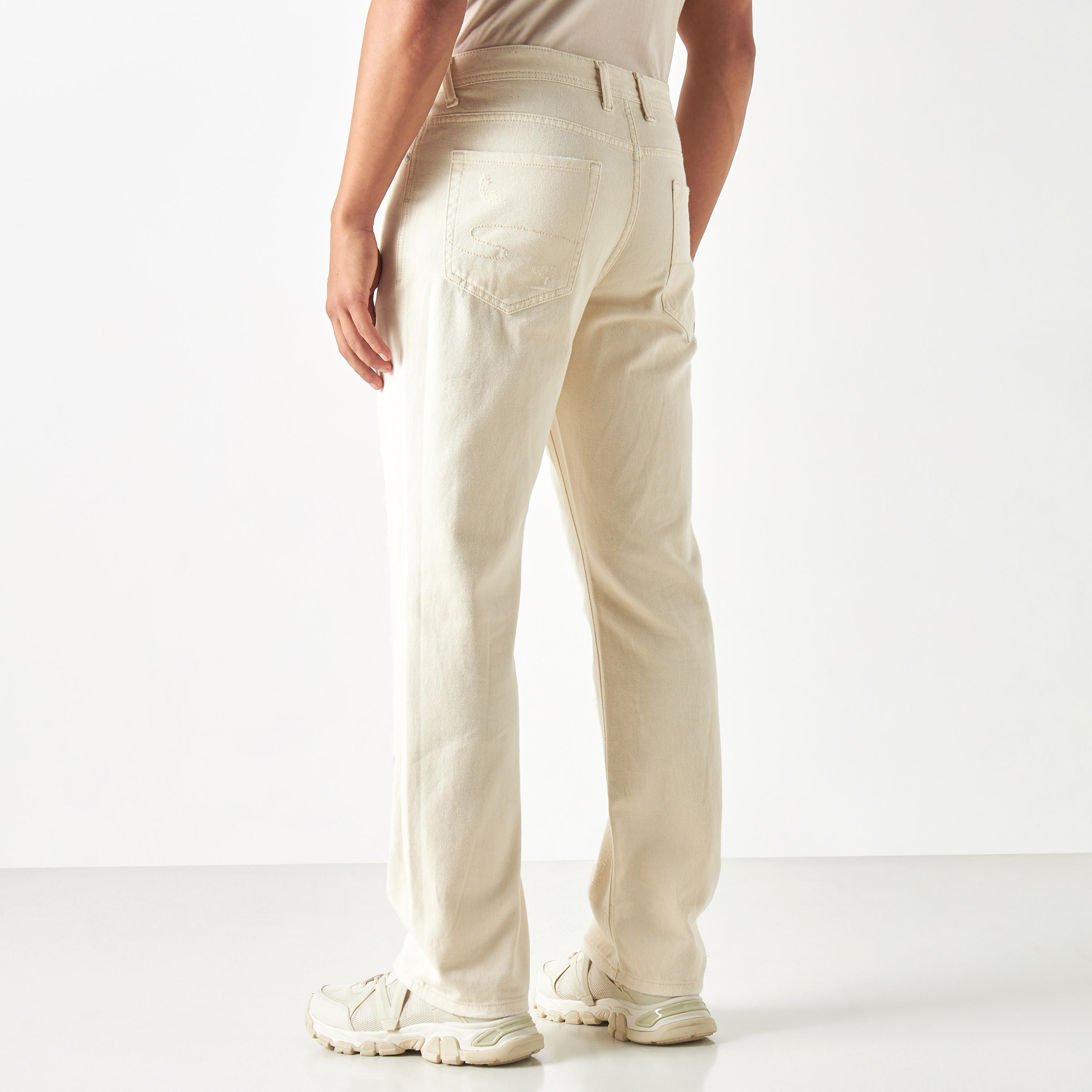 جينز ممزق بجيوب من لي كوبر-men-clothing-bottoms-jeans-image-3