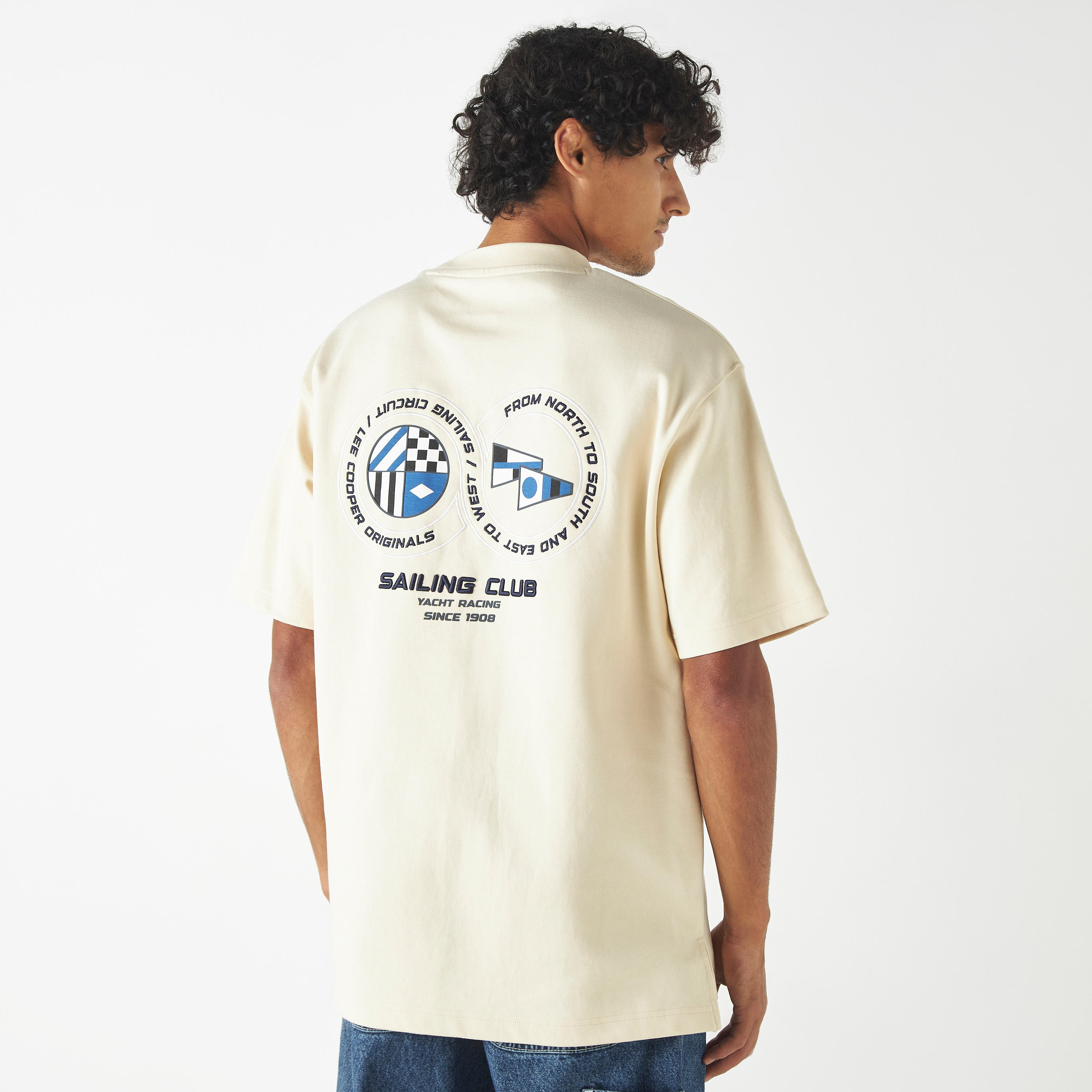 تيشيرت بياقة ضيقة وأكمام قصيرة وطبعات جرافيك من لي كوبر-men-clothing-tshirtsandpolos-tshirts-image-6