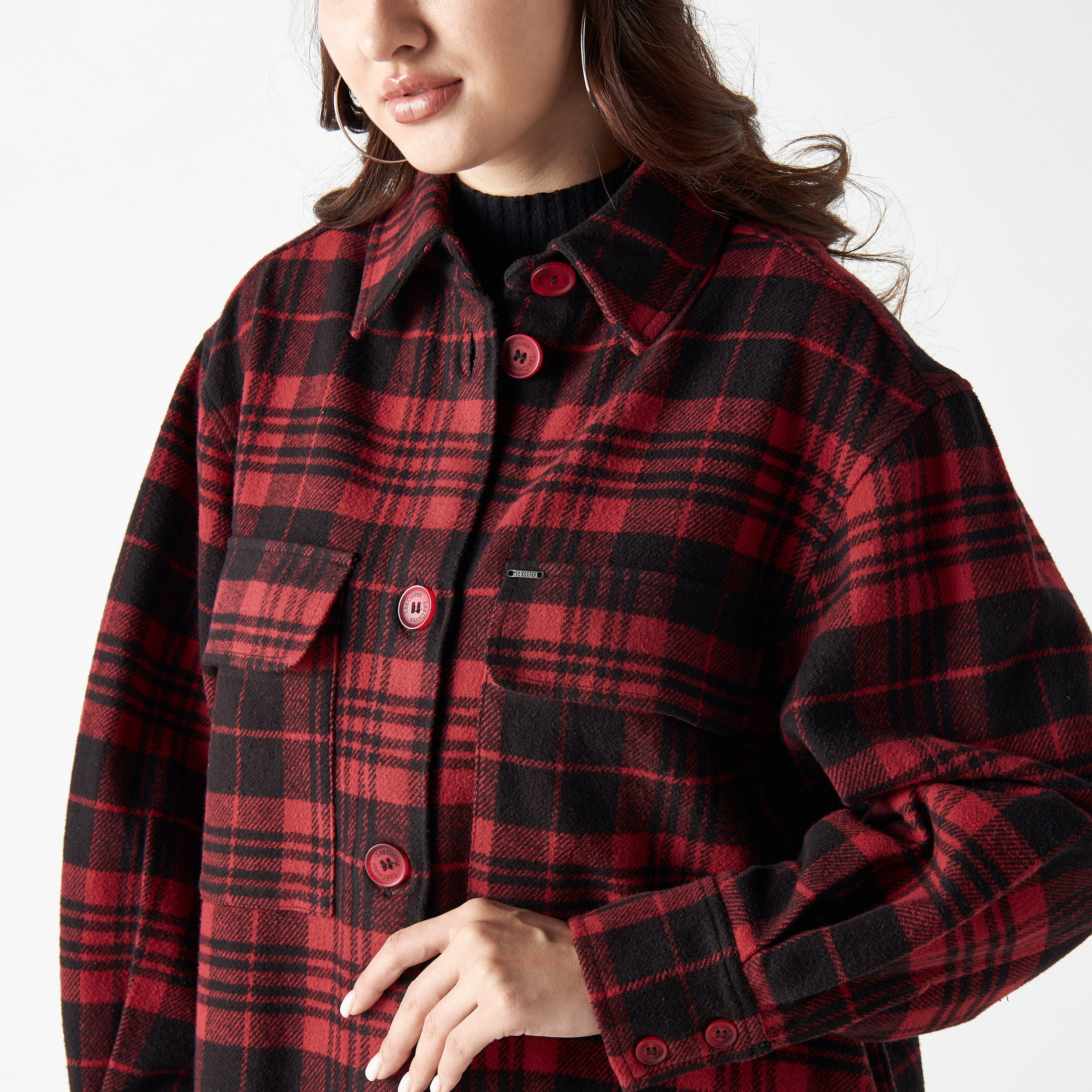 شاكيت كاروهات بأكمام طويلة وجيوب من لي كوبر-women-winterwear-coatsandjackets-jackets-image-1