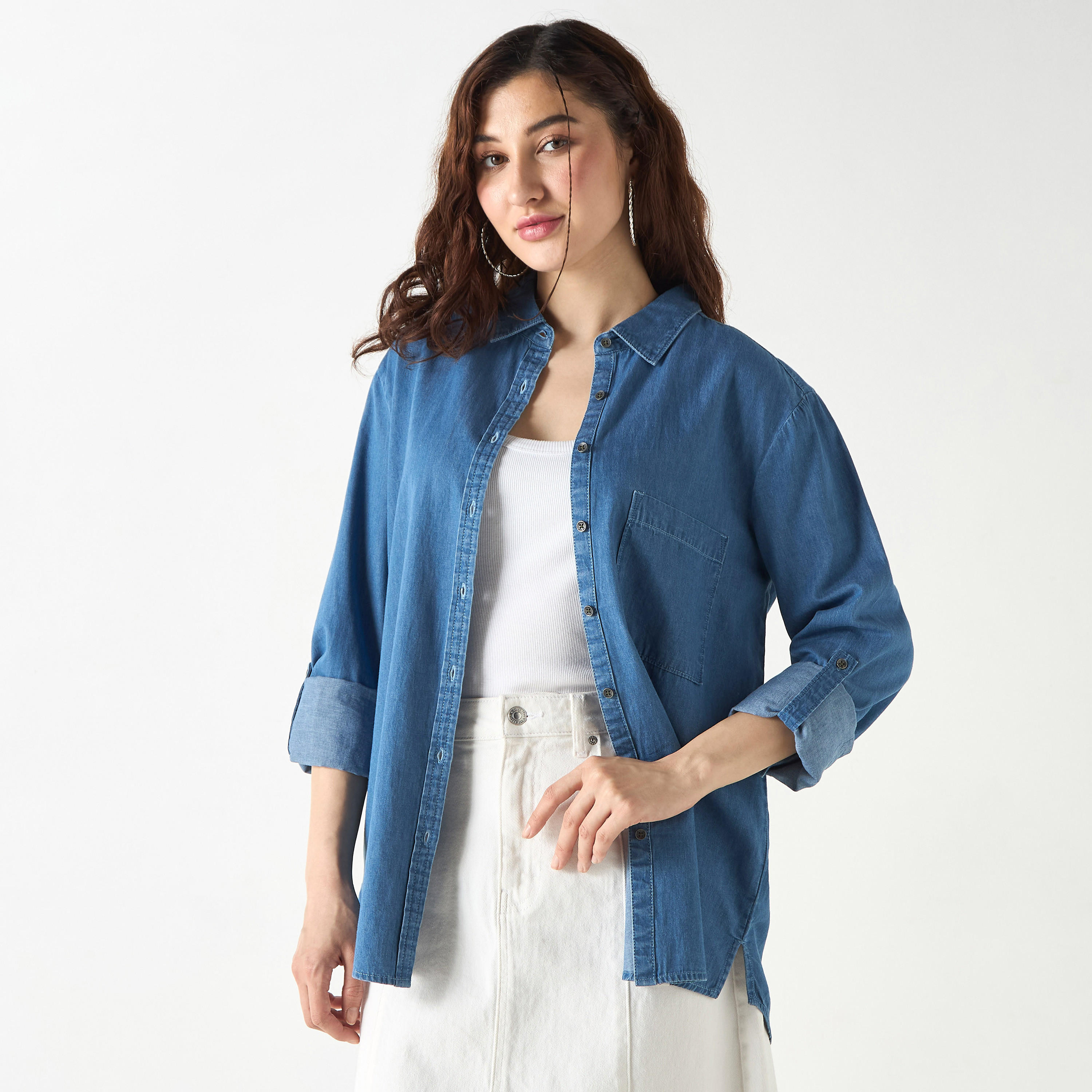 قميص دينم بجيب وأكمام طويلة من لي كوبر-women-clothing-shirtsandblouses-shirts-image-1