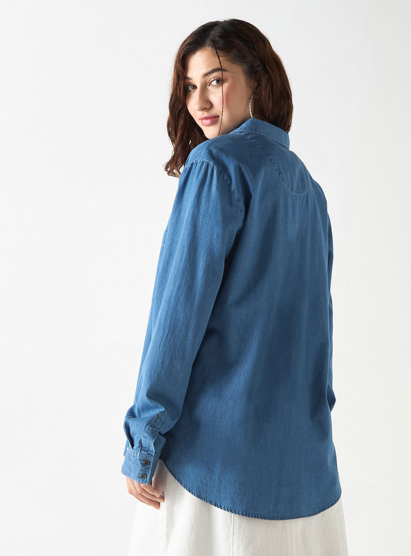 قميص دينم بجيب وأكمام طويلة من لي كوبر-women-clothing-shirtsandblouses-shirts-image-3