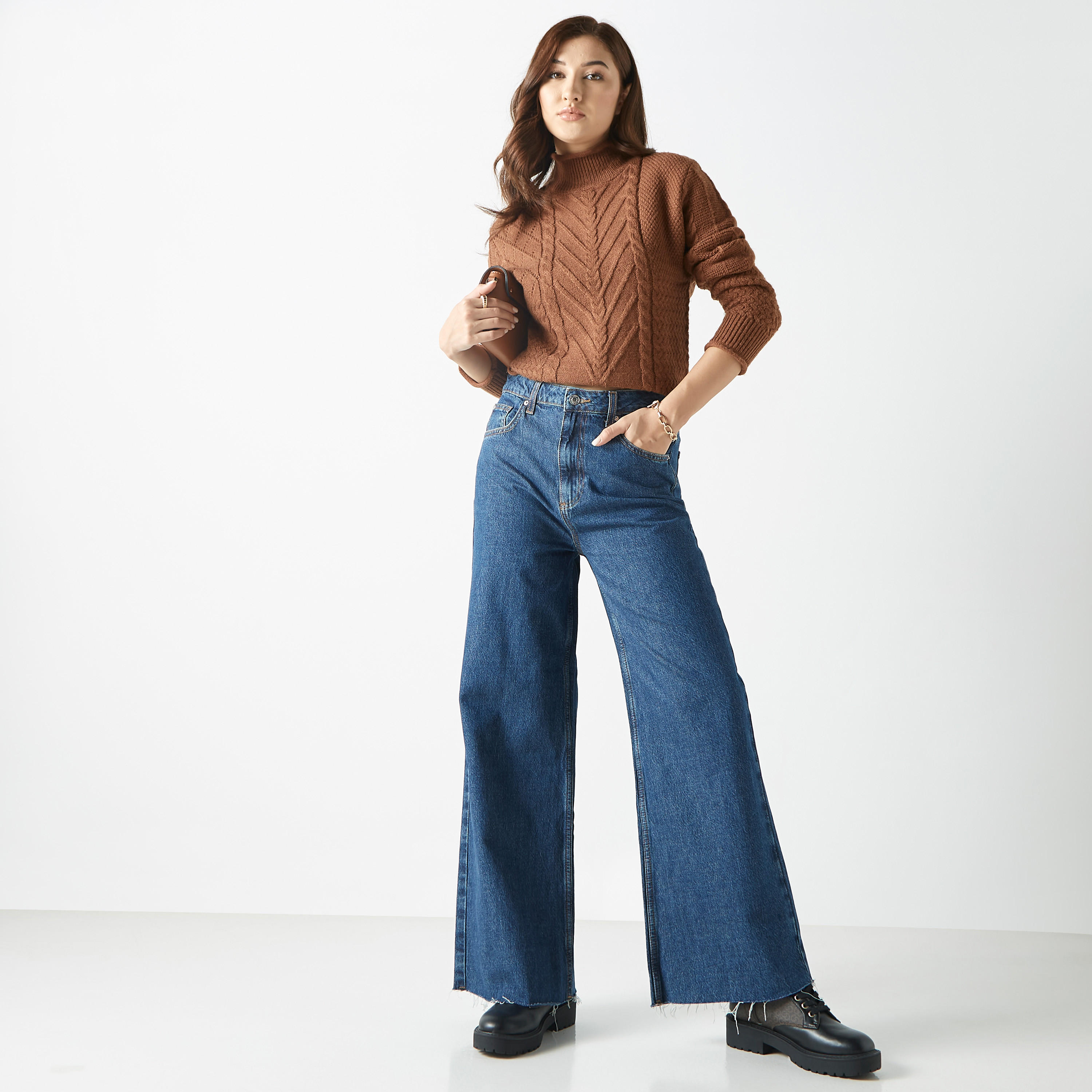 بنطلون جينز بقصة واسعة وجيوب من لي كوبر-women-clothing-bottoms-jeans-image-2