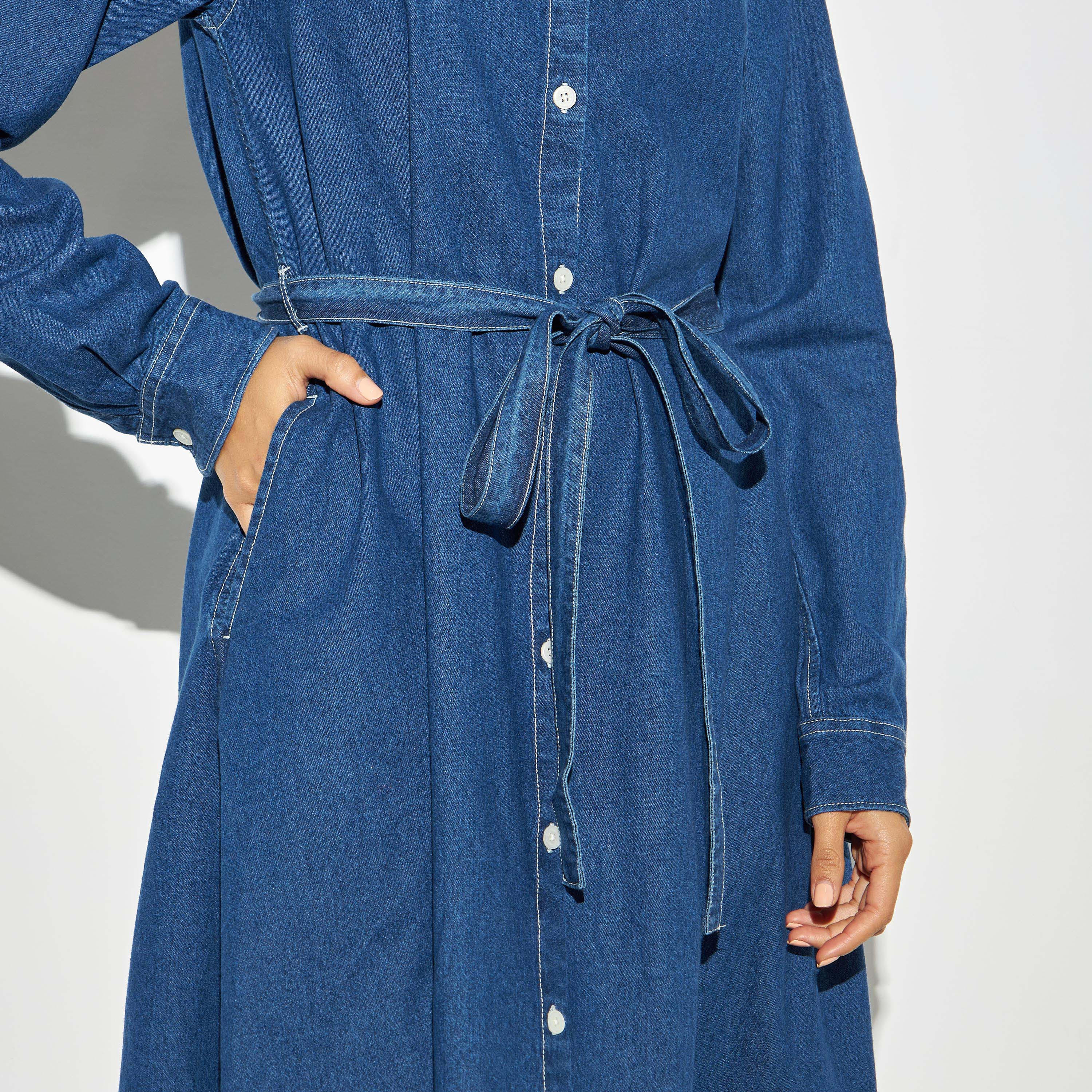 فستان قميص سادة دينم بجيوب وأربطة من لي كوبر-women-clothing-dresses-image-4