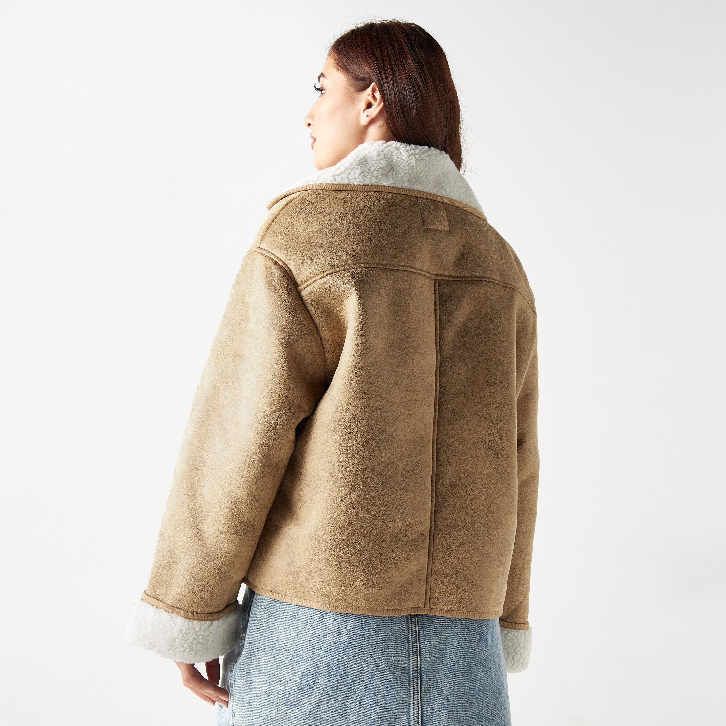 جاكيت بأكمام طويلة وتفاصيل فرو من لي كوبر-women-winterwear-coatsandjackets-jackets-image-3