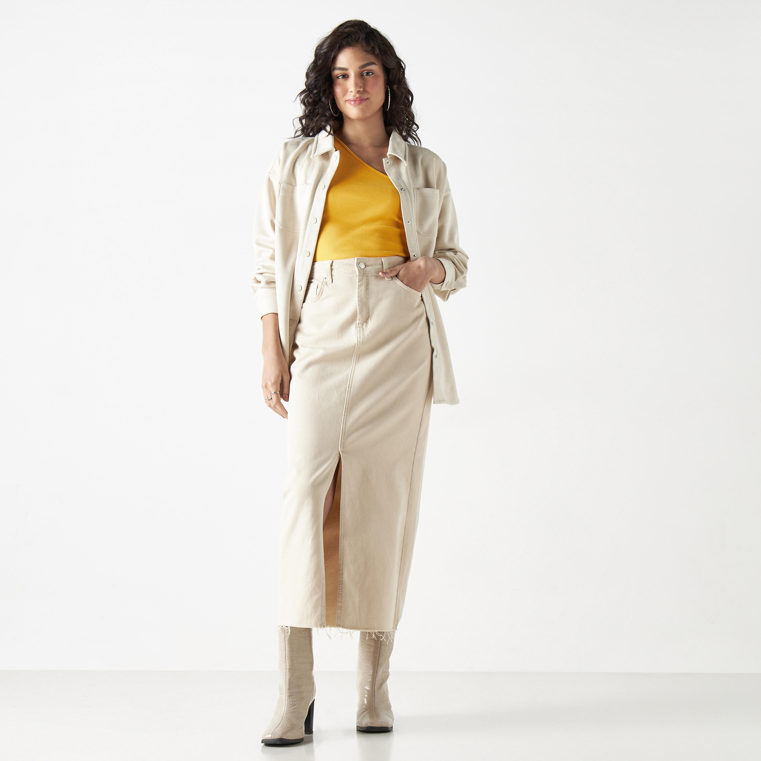 تنورة دنيم بفتحات وجيوب من لي كوبر-women-clothing-bottoms-skirts-image-3
