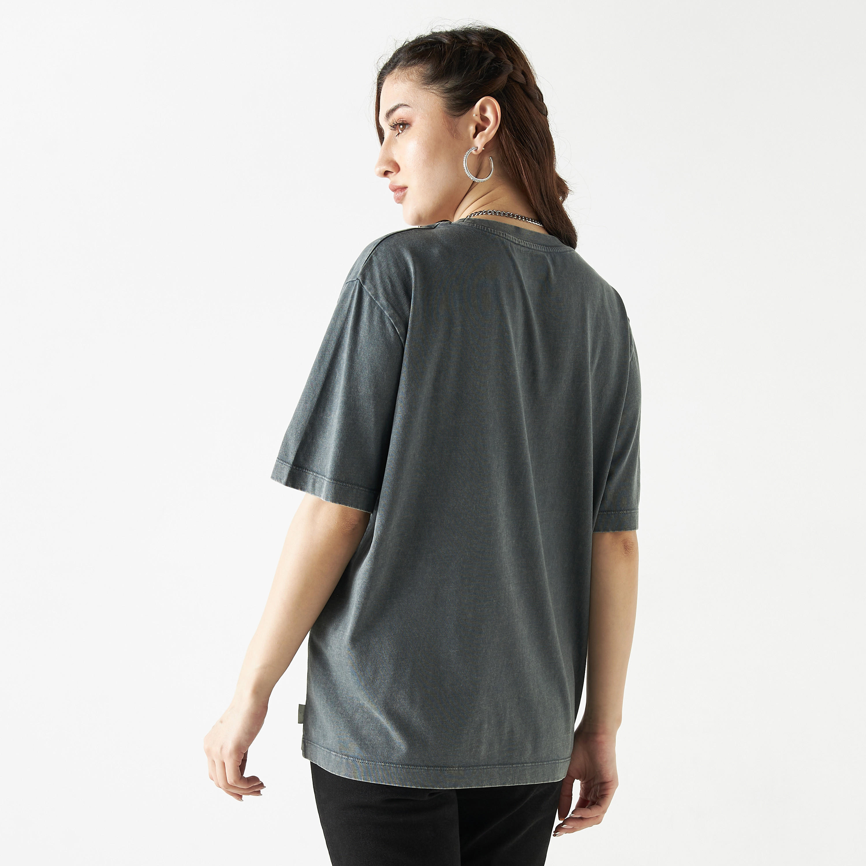 تيشيرت قطن مزين بياقة ضيّقة وأكمام قصيرة من لي كوبر-women-clothing-tshirts-image-7