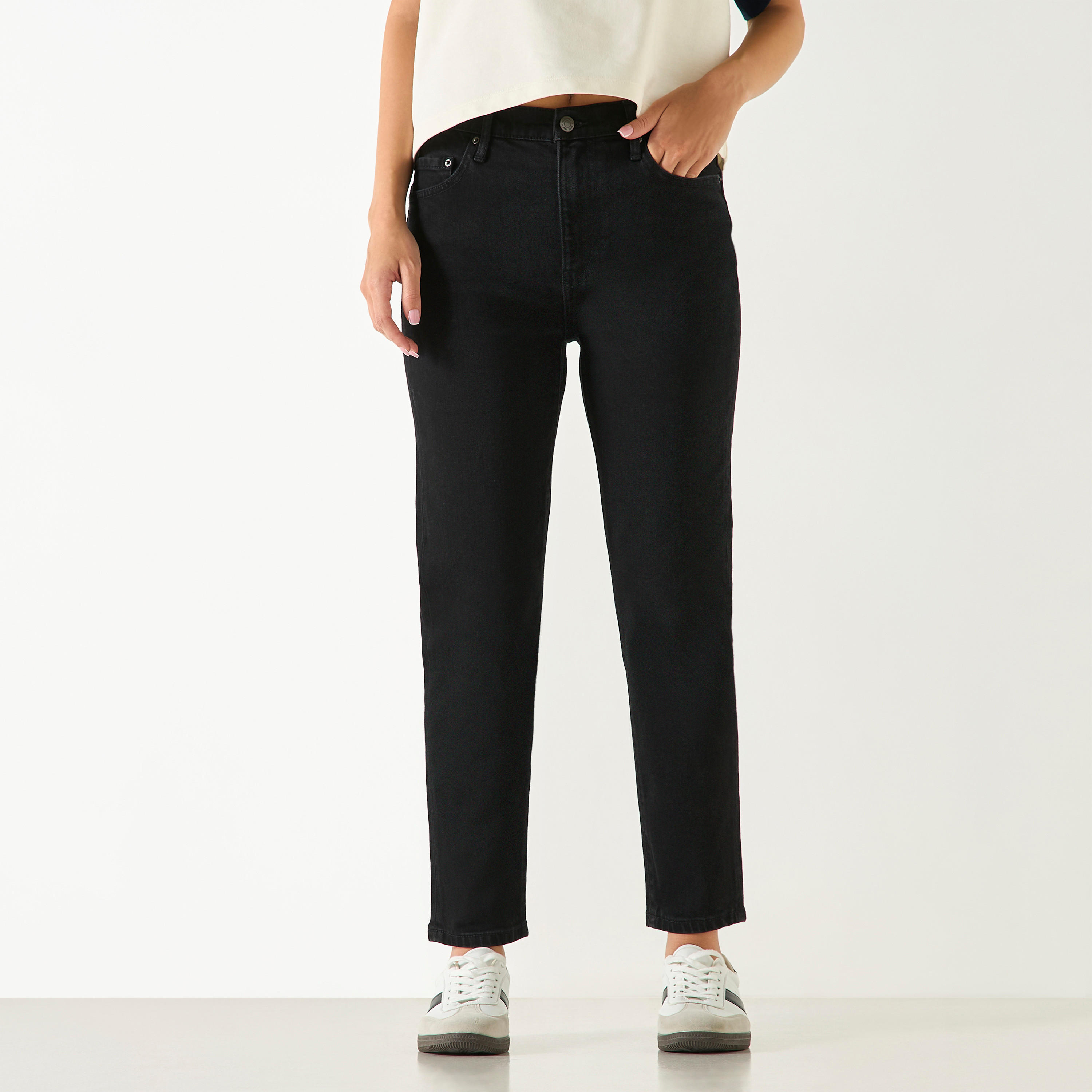 بنطلون جينز بقصّة عادية وجيوب من لي كوبر-women-clothing-bottoms-jeans-image-2