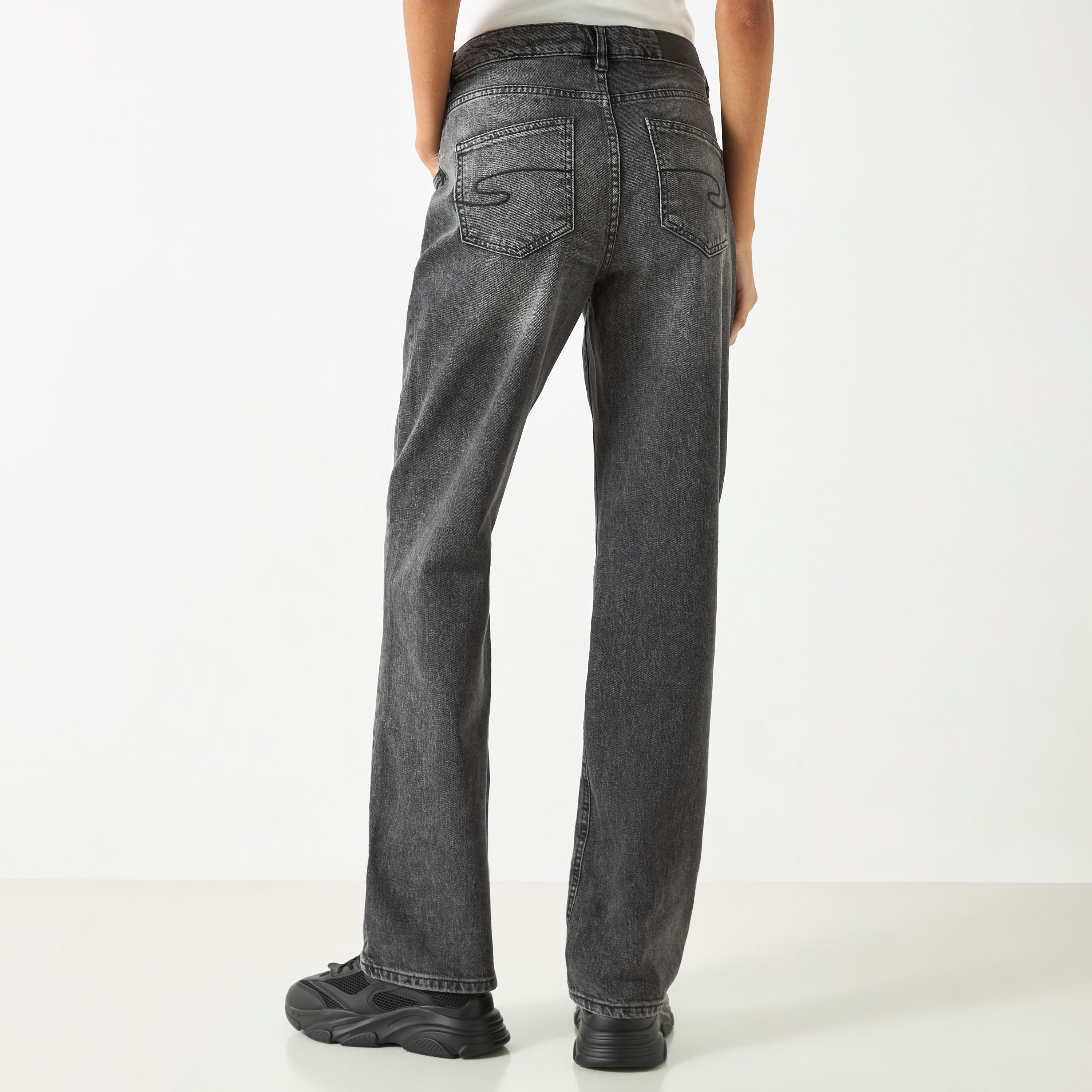 بنطلون جينز بقصّة مستقيمة وجيوب من لي كوبر-women-clothing-bottoms-jeans-image-7