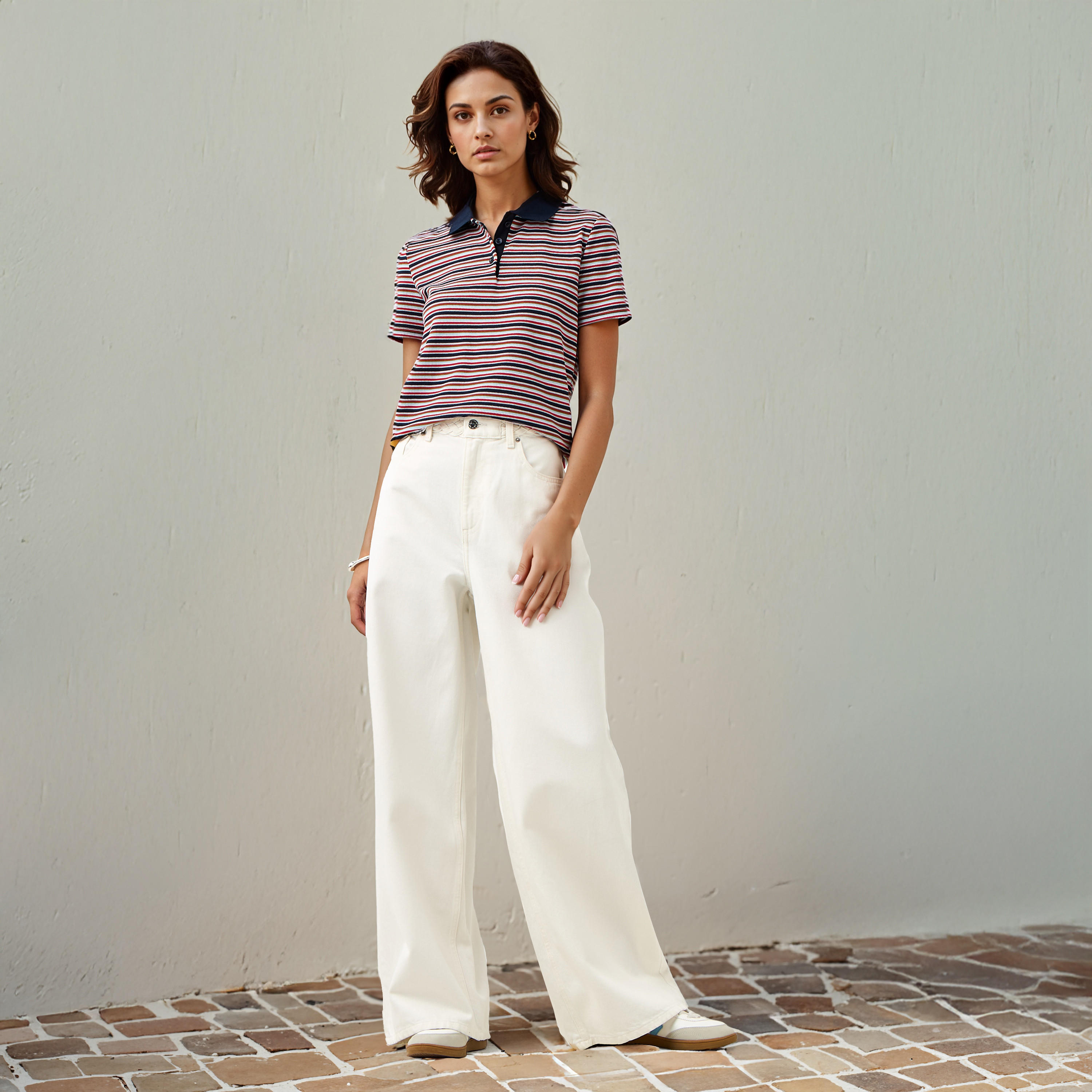 بنطلون جينز بخصر مرتفع مضفر وقصة عادية وجيوب من لي كوبر-women-clothing-bottoms-jeans-image-2