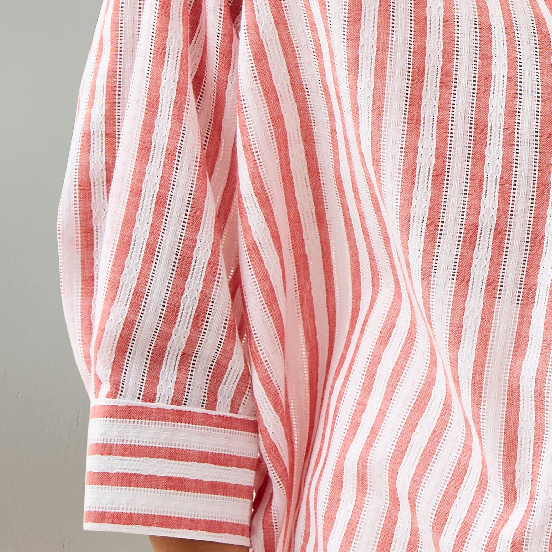 قميص مقلم بارز الملمس-women-clothing-shirtsandblouses-shirts-image-5