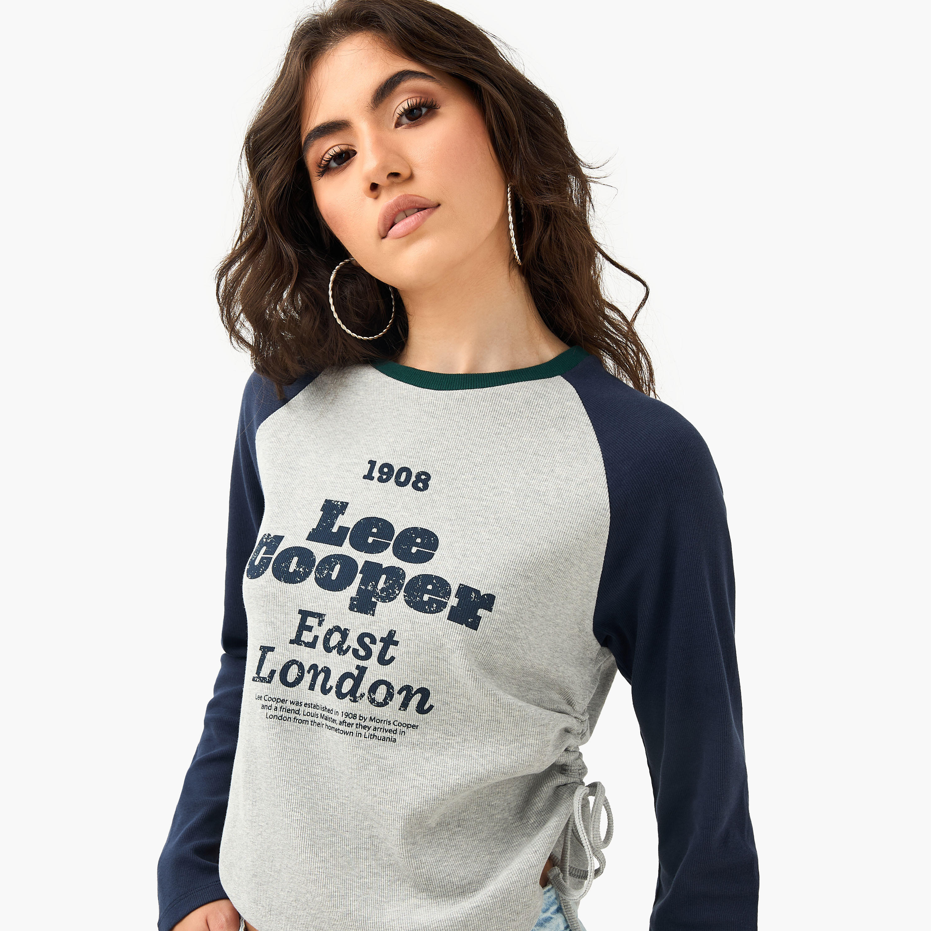 تيشيرت بطبعات وأكمام مغايرة من لي كوبر-women-clothing-tshirts-image-4