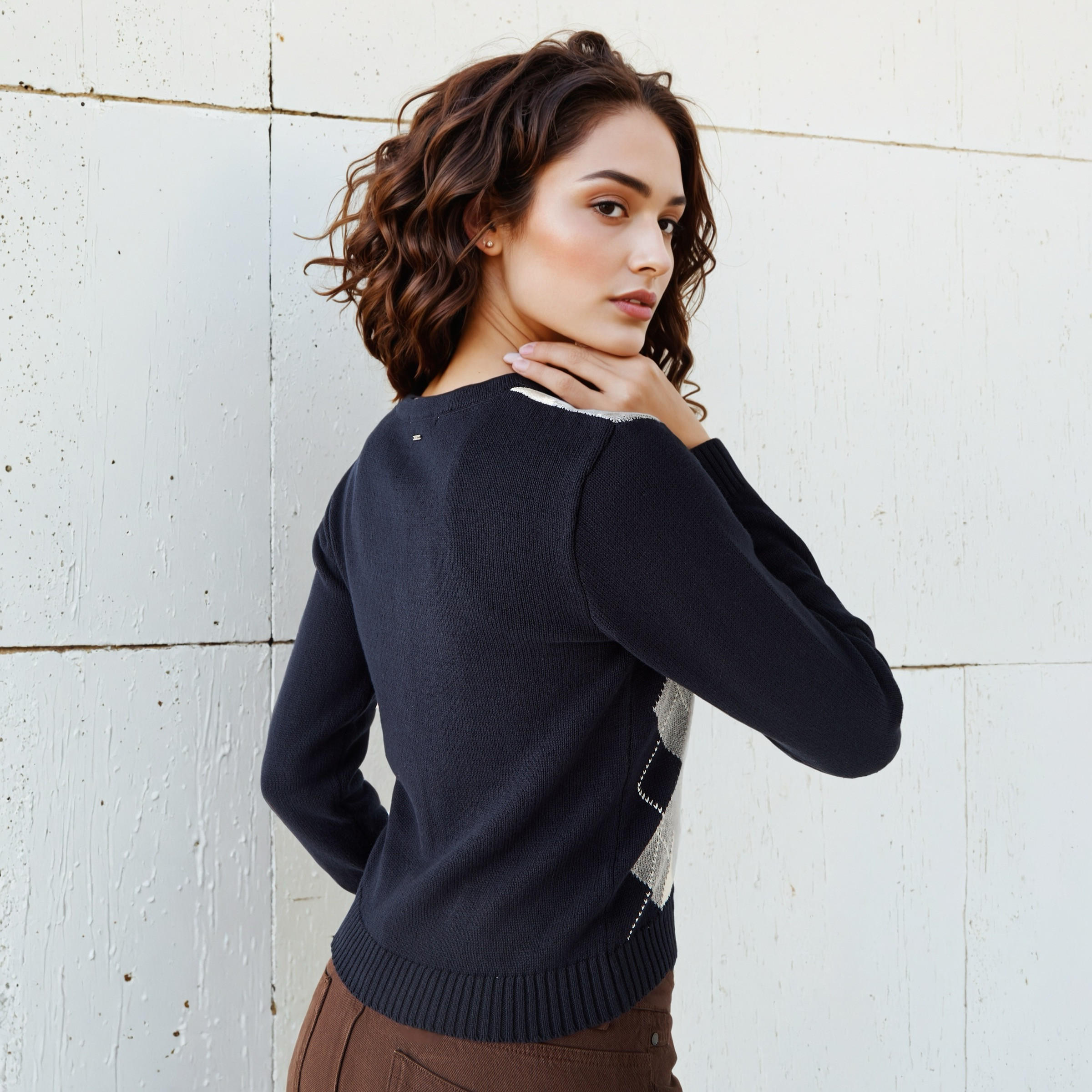 Lee Cooper Argyle Print Cardigan with V-neck and Long Sleeves-women-winterwear-cardigansandjumpers-cardigans-image-4