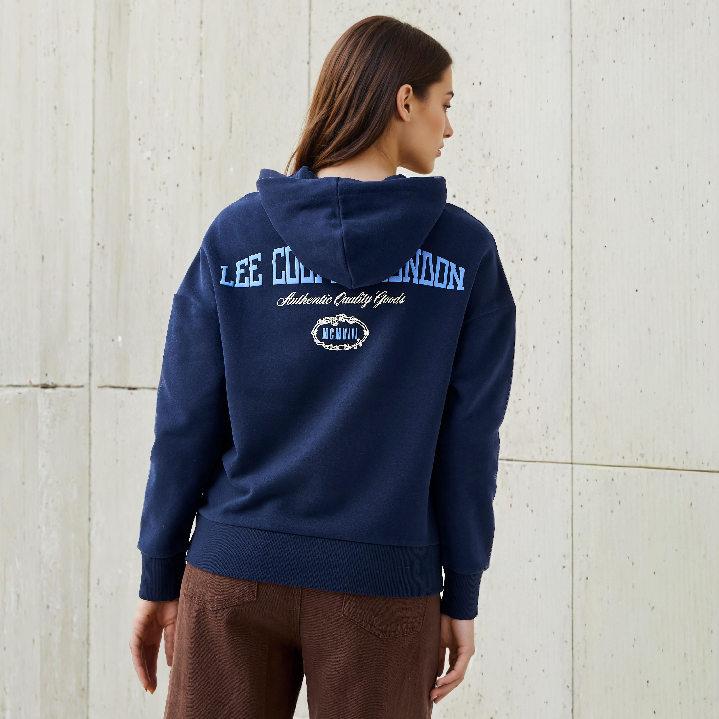 سويت شيرت بقبعة من لي كوبر-women-winterwear-hoodiesandsweatshirts-sweatshirts-image-4
