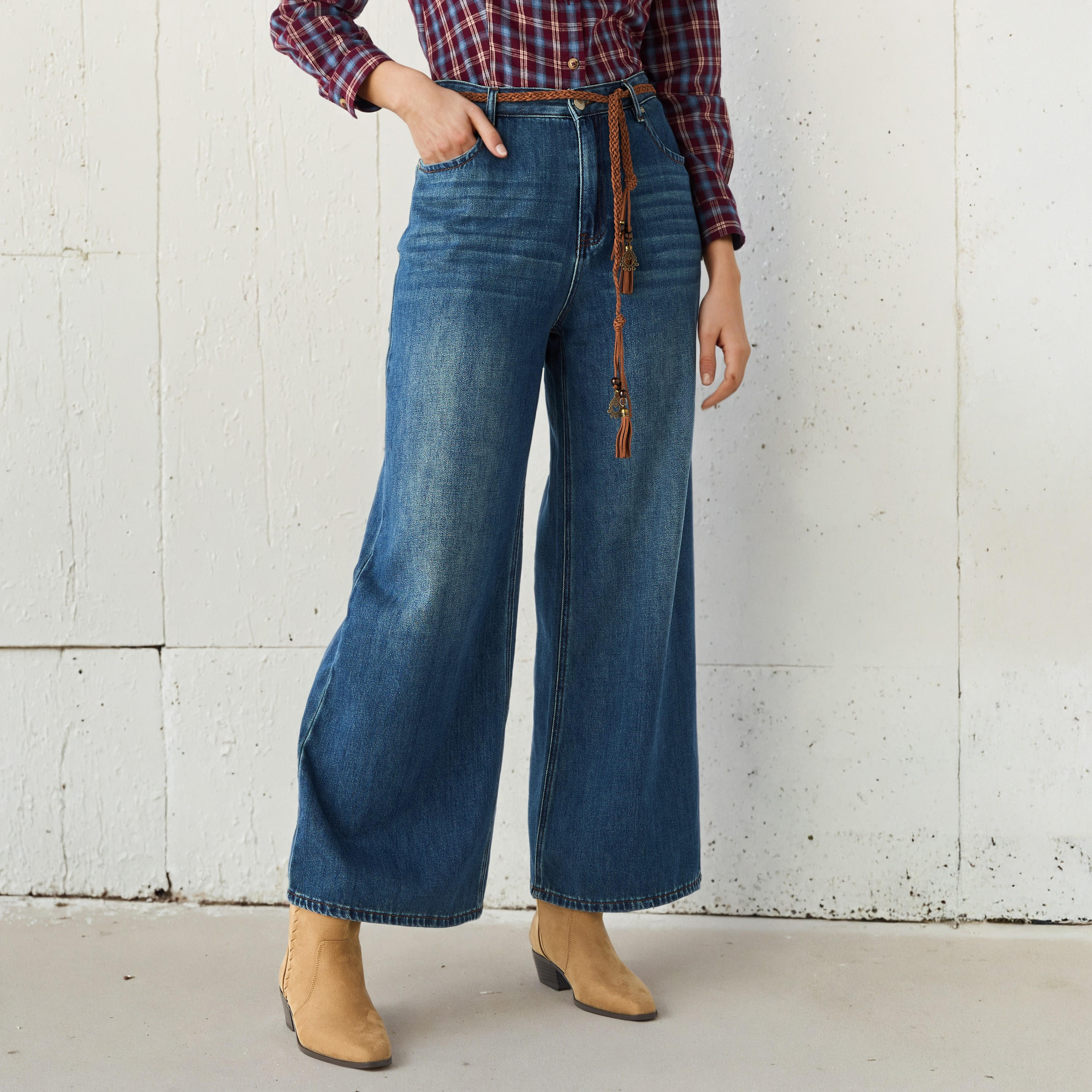Lee Cooper Straight Fit Mid-Rise Jeans with Braided Belt-women-clothing-bottoms-jeans-image-1