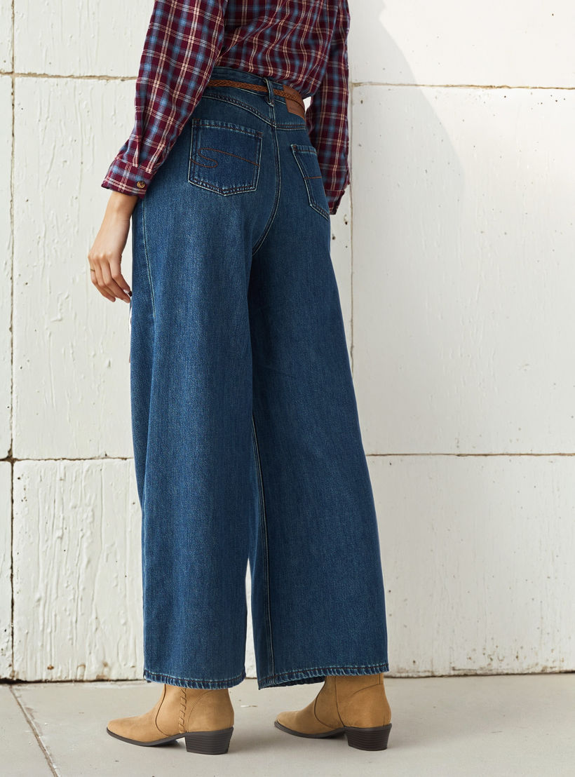 Lee Cooper Straight Fit Mid-Rise Jeans with Braided Belt-women-clothing-bottoms-jeans-image-4