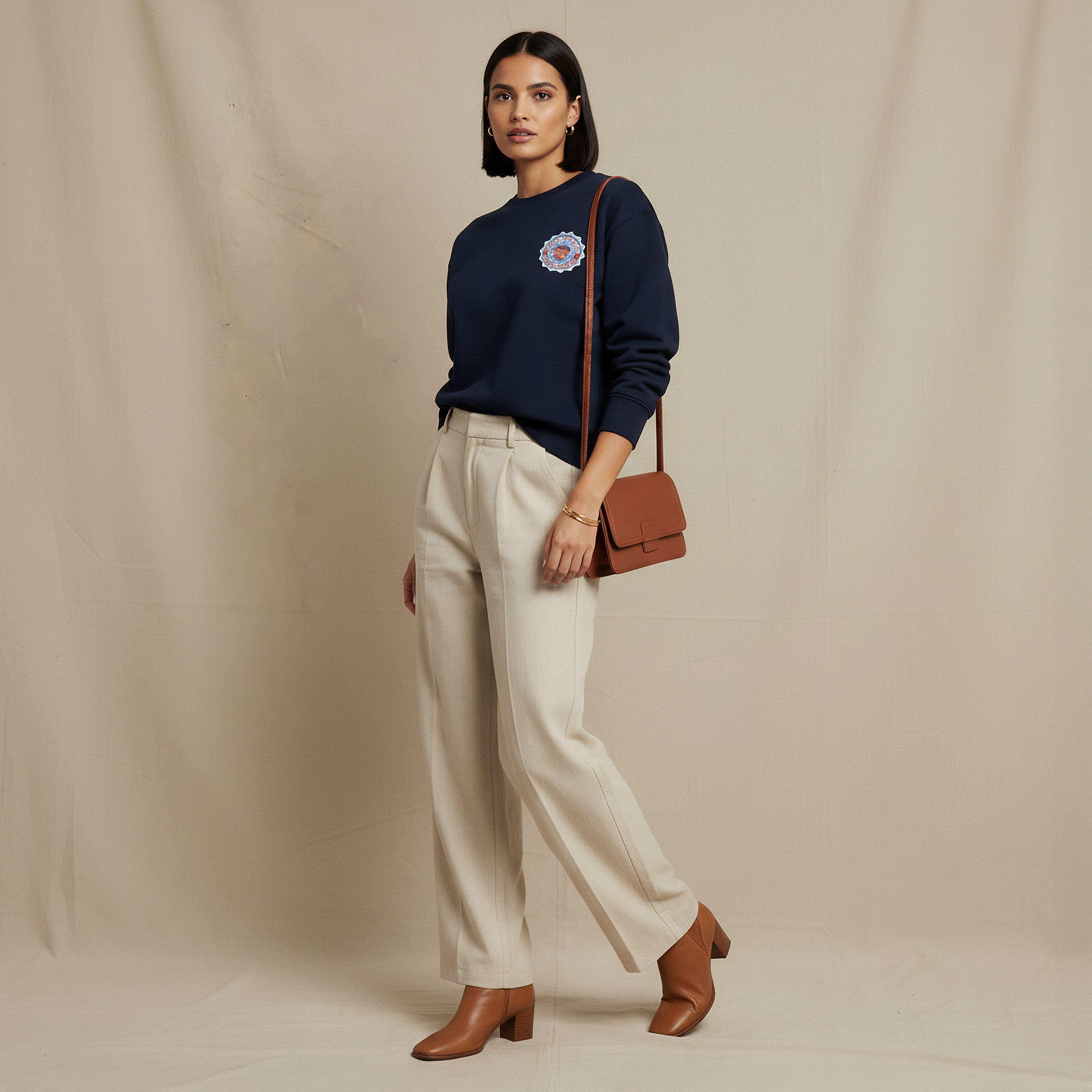 سويت شيرت بطبعات شعار من لي كوبر-women-winterwear-hoodiesandsweatshirts-sweatshirts-image-2