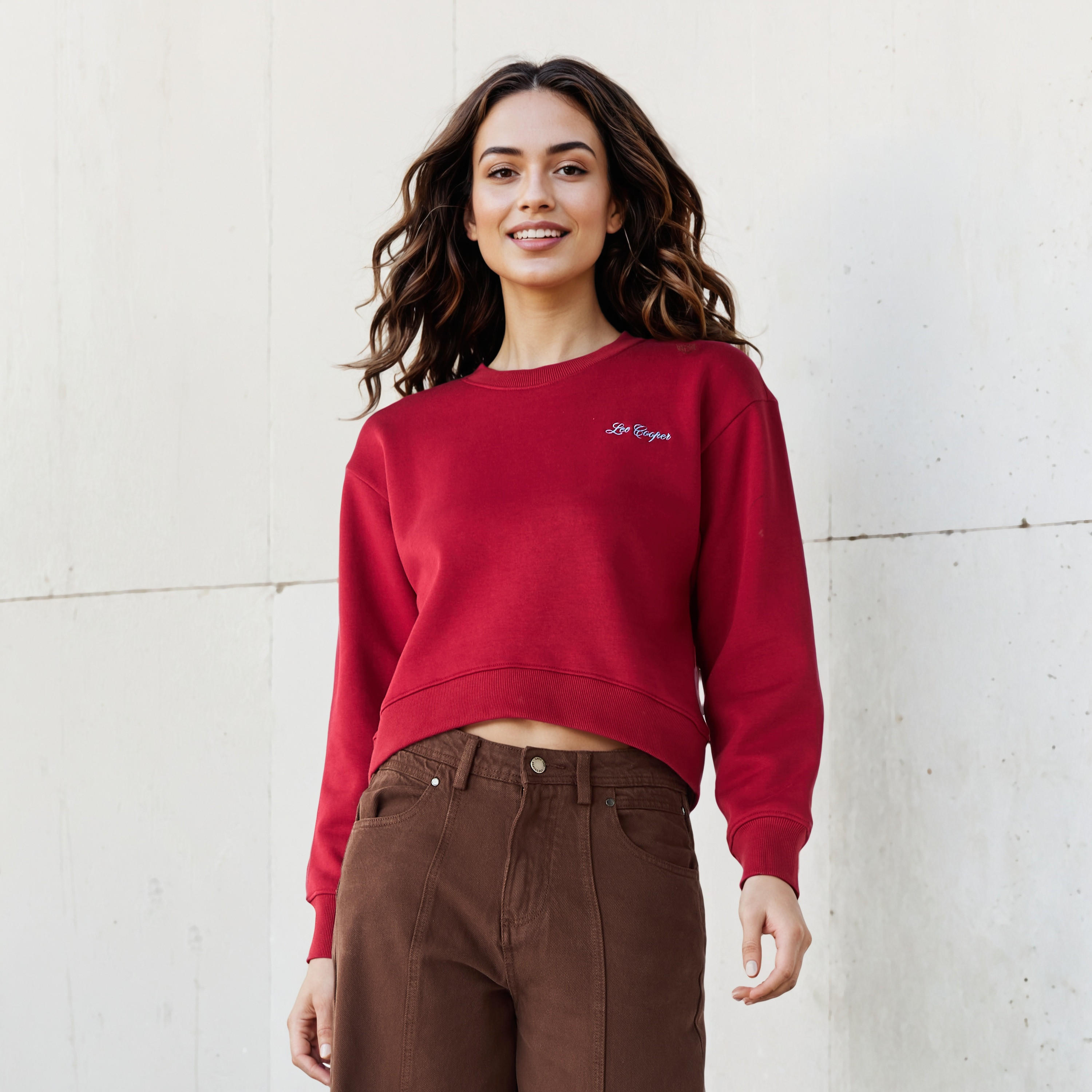 سويت شيرت بطبعات شعار من لي كوبر-women-winterwear-hoodiesandsweatshirts-sweatshirts-image-3
