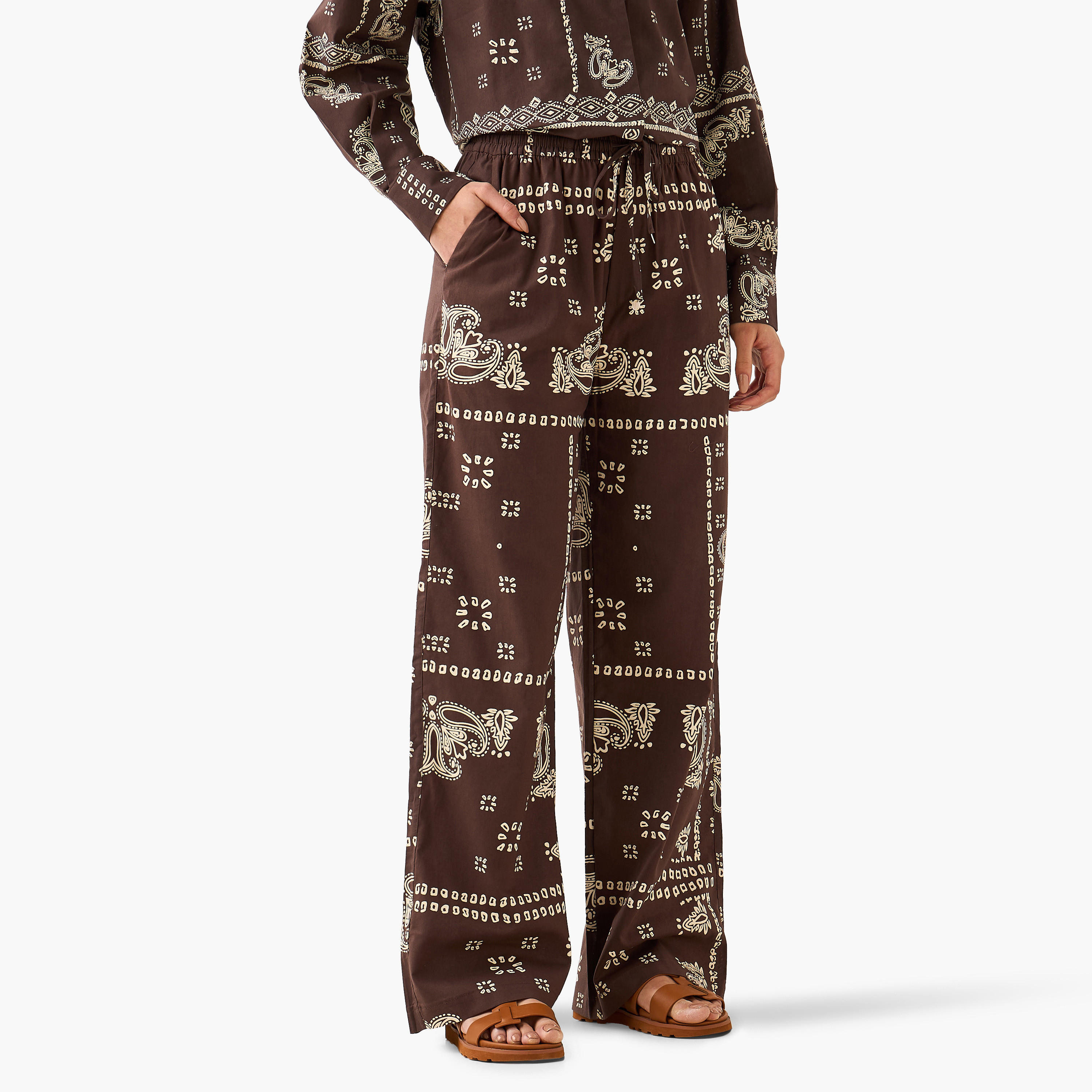 بنطلون قطن من مزيج الكتان بخصر متوسط الارتفاع ورباط إغلاق من لي كوبر-women-clothing-coordsets-image-4