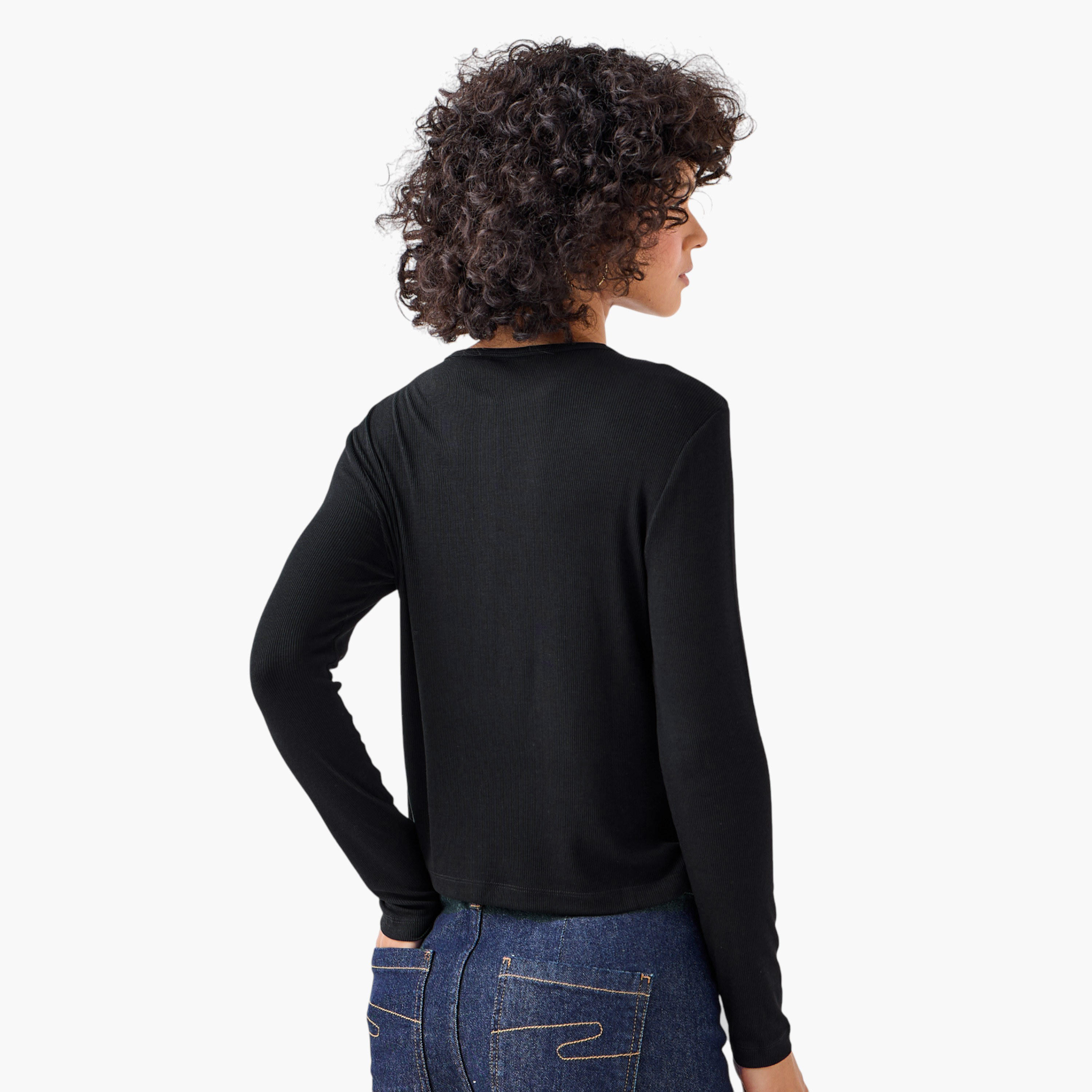 بلوزة هينلي مضلّعة بارزة الملمس بياقة مستديرة من لي كوبر-women-clothing-shirtsandblouses-blouses-image-3