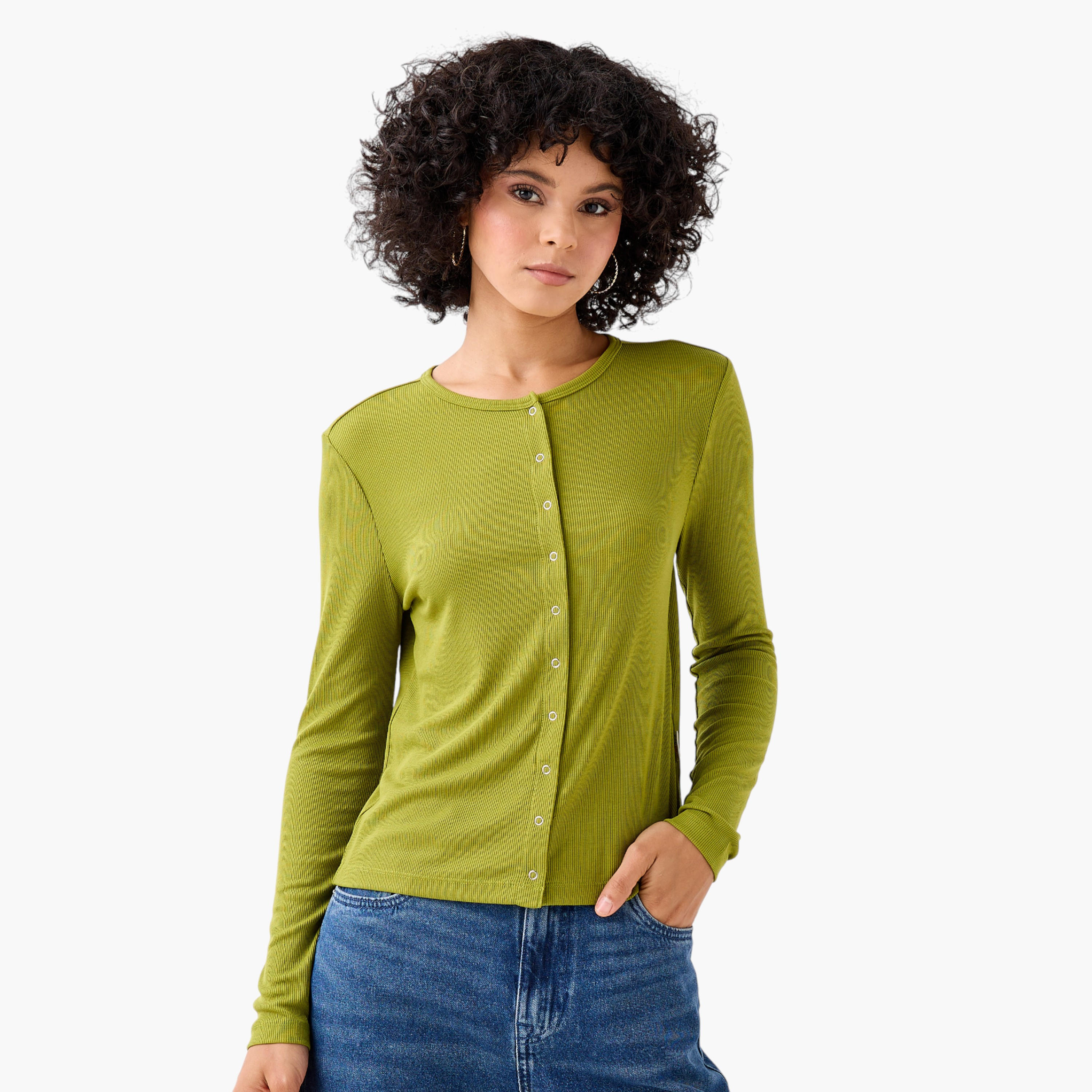 بلوزة هينلي مضلّعة بارزة الملمس بياقة مستديرة من لي كوبر-women-clothing-shirtsandblouses-blouses-image-5