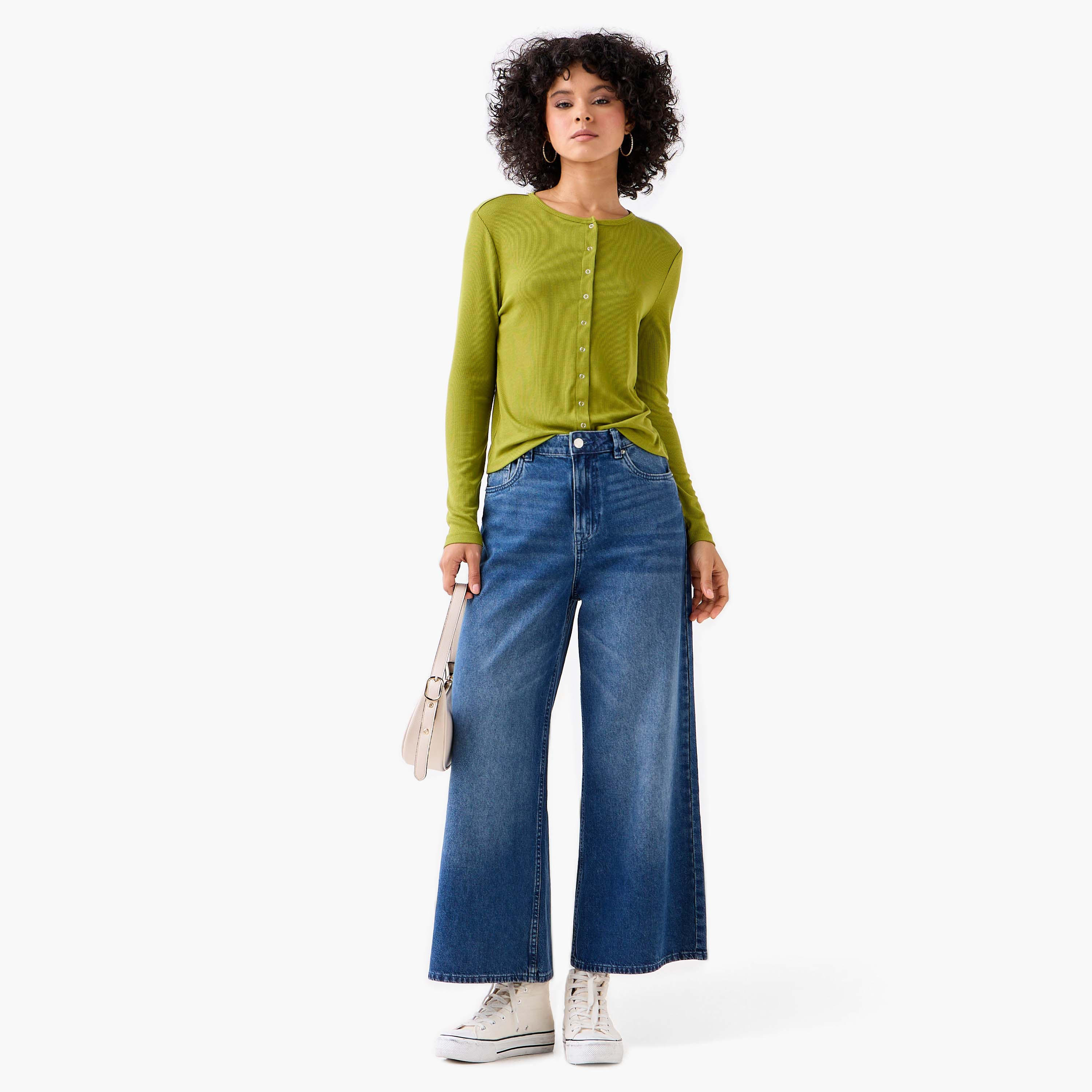 بلوزة هينلي مضلّعة بارزة الملمس بياقة مستديرة من لي كوبر-women-clothing-shirtsandblouses-blouses-image-4