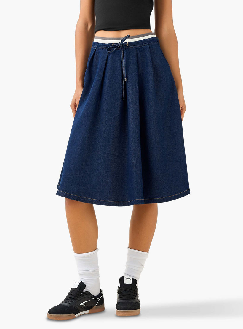 تنورة جينز بكسرات ورباط إغلاق من لي كوبر-women-clothing-bottoms-skirts-image-1