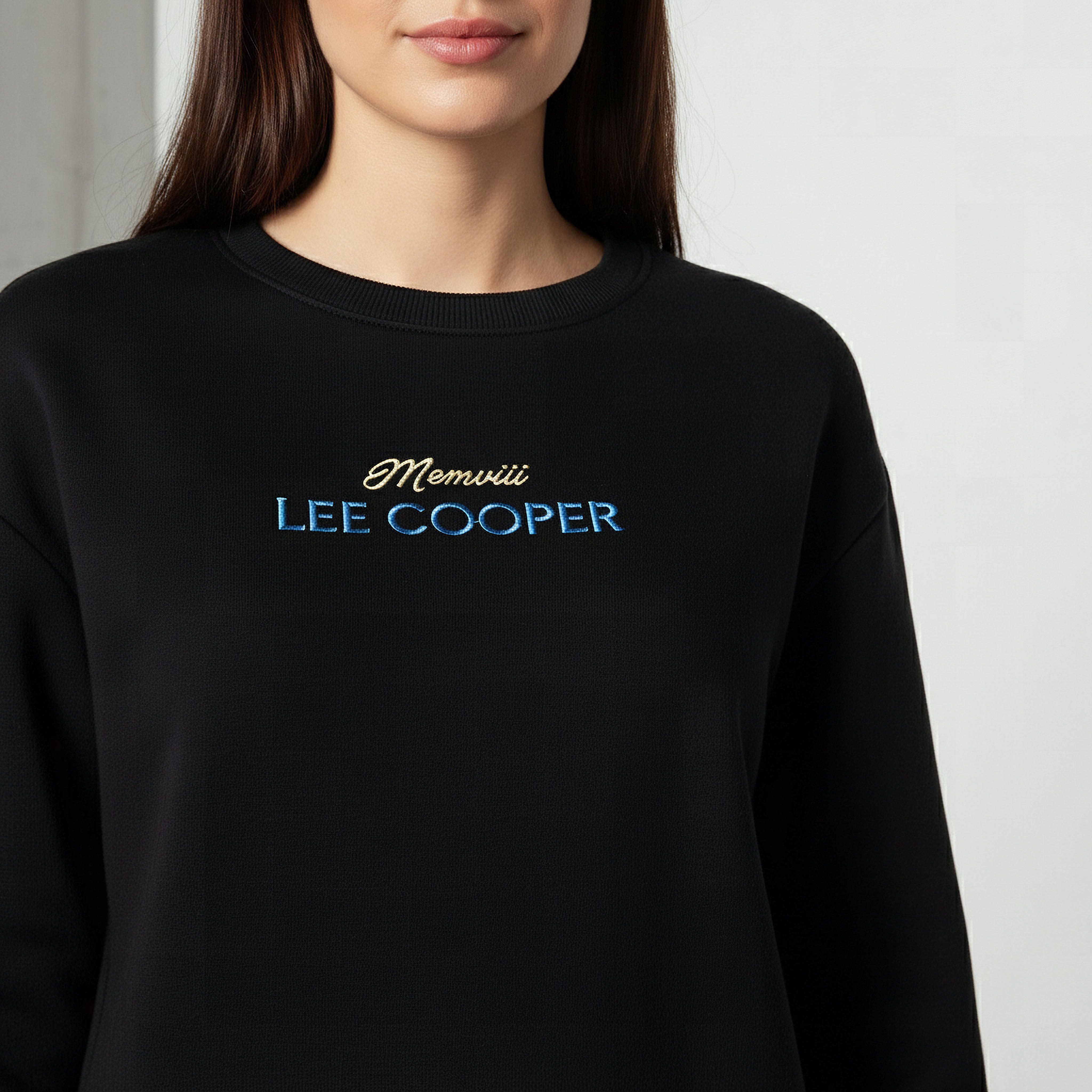 سويت شيرت بقصة عادية وطبعات من لي كوبر-women-winterwear-hoodiesandsweatshirts-sweatshirts-image-1