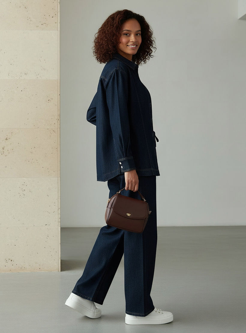 شاكيت دينم بقصة عادية وجيوب من لي كوبر-women-clothing-shirtsandblouses-shirts-image-2
