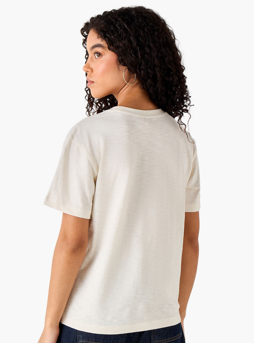 تيشيرت قطن بقصة عادية وتطريزات من لي كوبر-women-clothing-tshirts-image-3