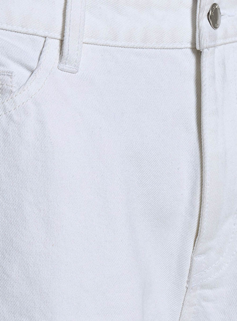 شورت جينز بخصر مرتفع وحواف مطوية-women-clothing-bottoms-shorts-image-2