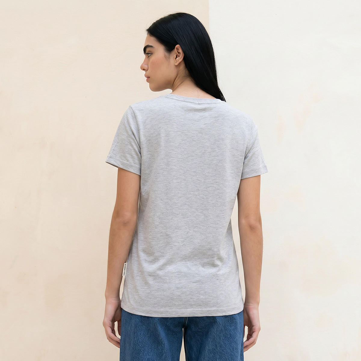 تيشيرت قطن بقصّة مريحة وطبعات من لي كوبر-women-clothing-tshirts-image-4