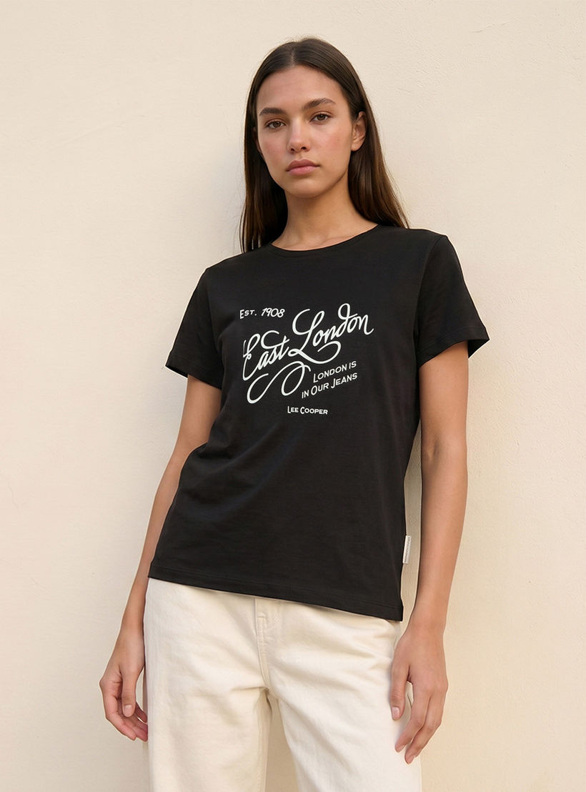تيشيرت قطن بقصّة مريحة وطبعات من لي كوبر-women-clothing-tshirts-image-1