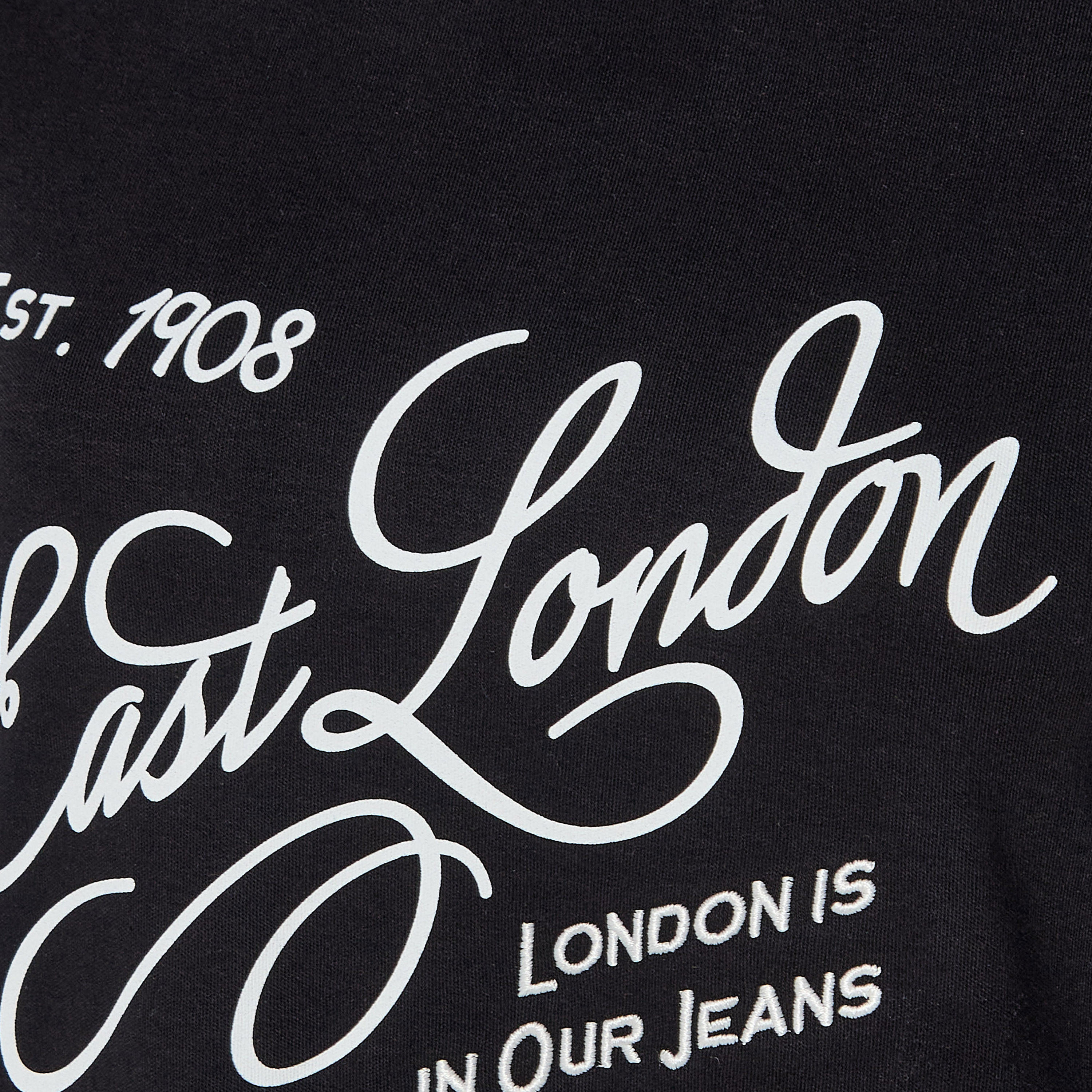 تيشيرت قطن بقصّة مريحة وطبعات من لي كوبر-women-clothing-tshirts-image-2
