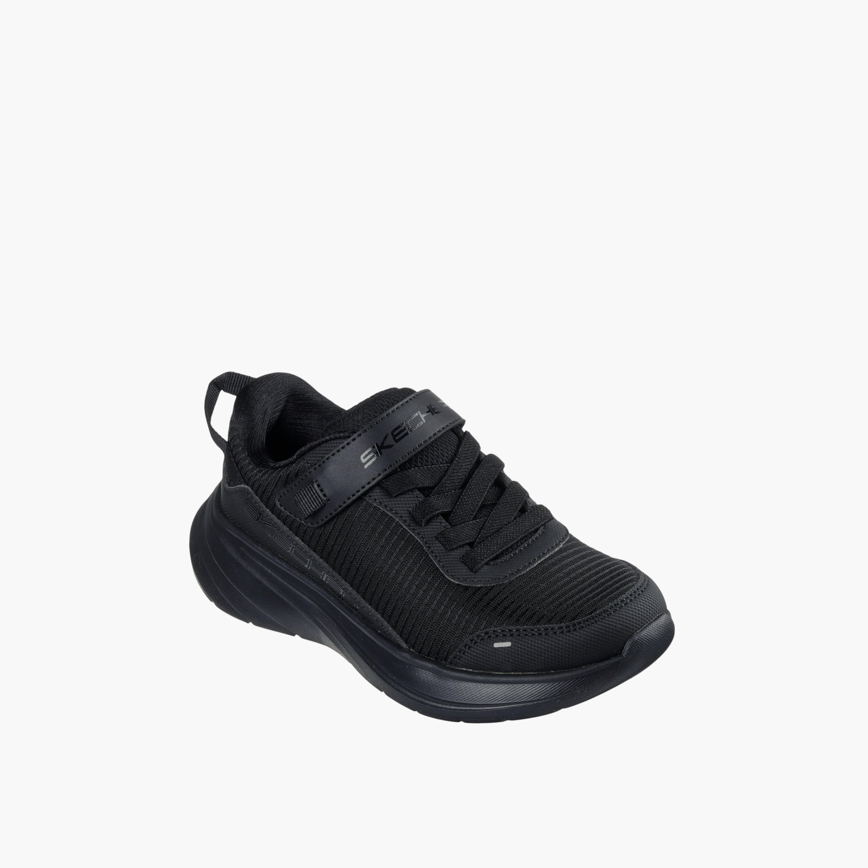 حذاء مدرسي بشريط إغلاق لاصق ويف 92 للأولاد من سكيتشرز - 302646L-BBK-boys-shoes-schoolshoes-image-1