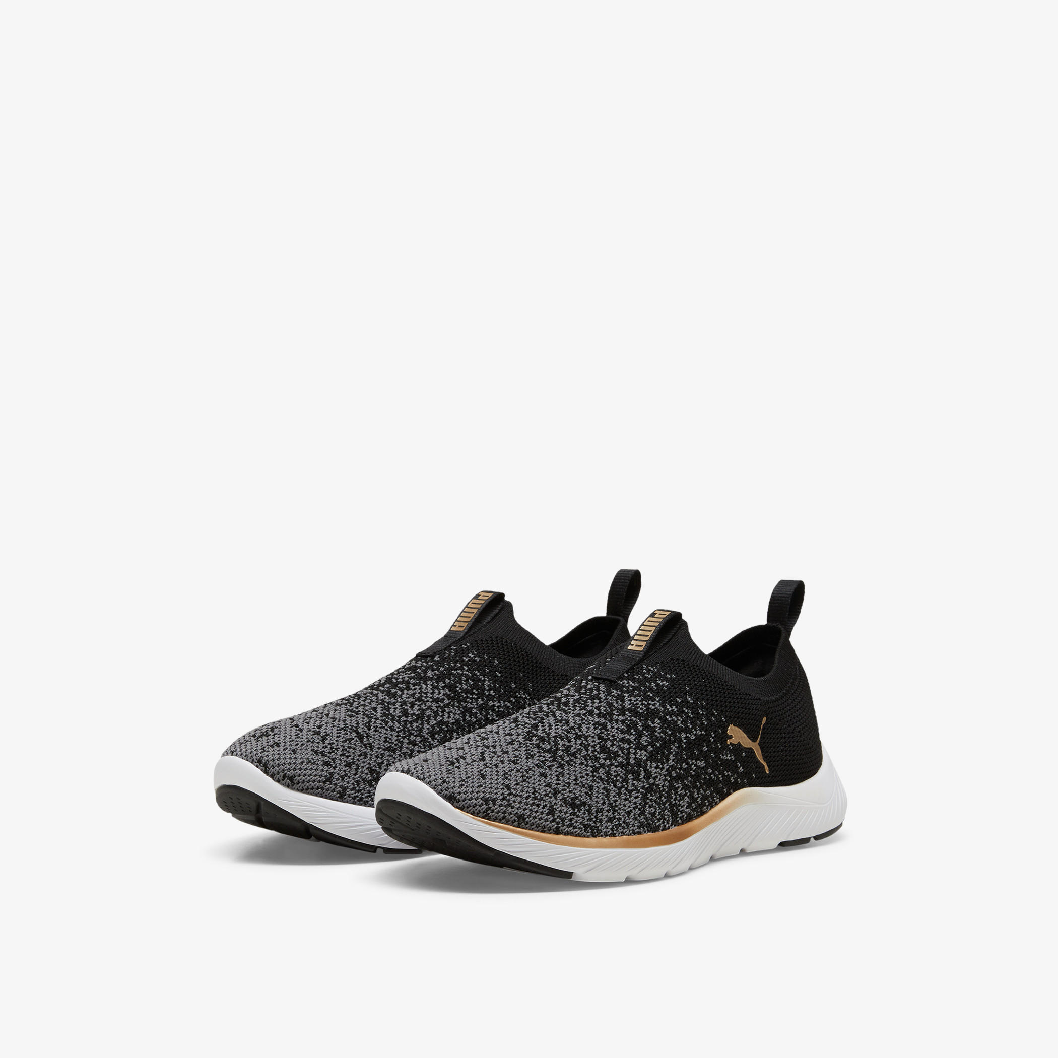 حذاء مشي سوفترايد ريمي سهل الارتداء للنساء من بوما - 30983401-sports-women-shoes-image-1