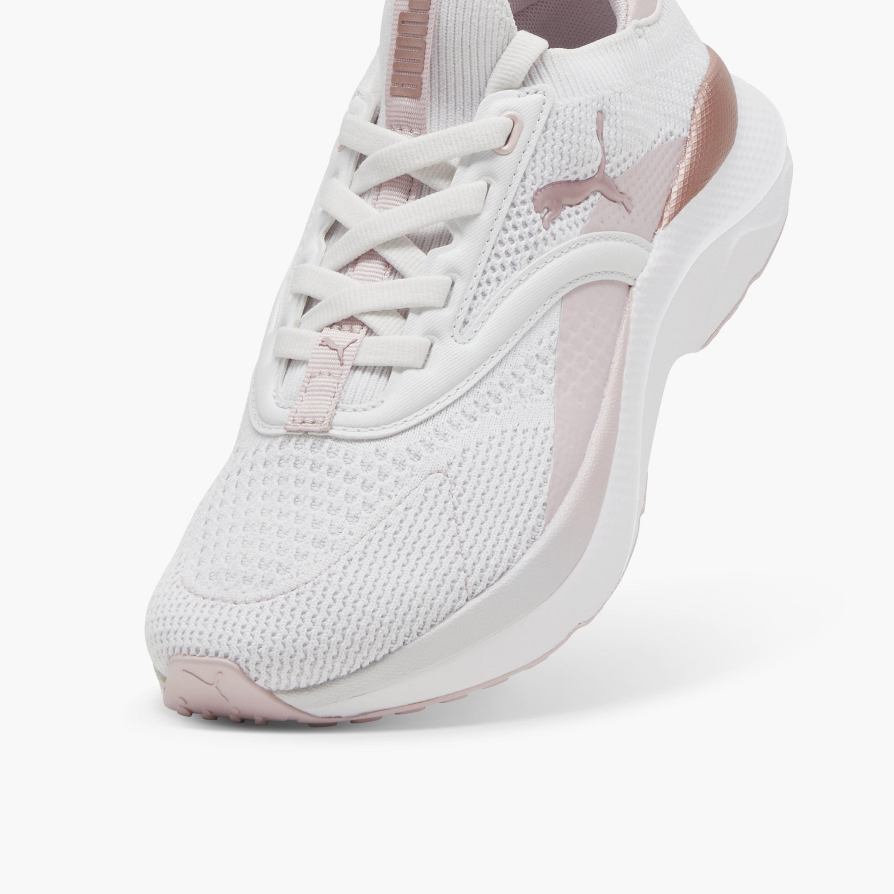 حذاء رياضي سوفت رايد مايف برباط إغلاق للنساء من بوما-women-shoes-sneakers-image-5