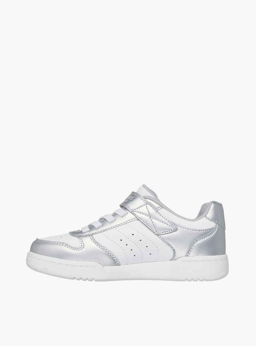 حذاء سنيكرز بشريط إغلاق لاصق "كويك ستريت" للبنات من سكيتشيرز-girls-shoes-sneakers-image-4
