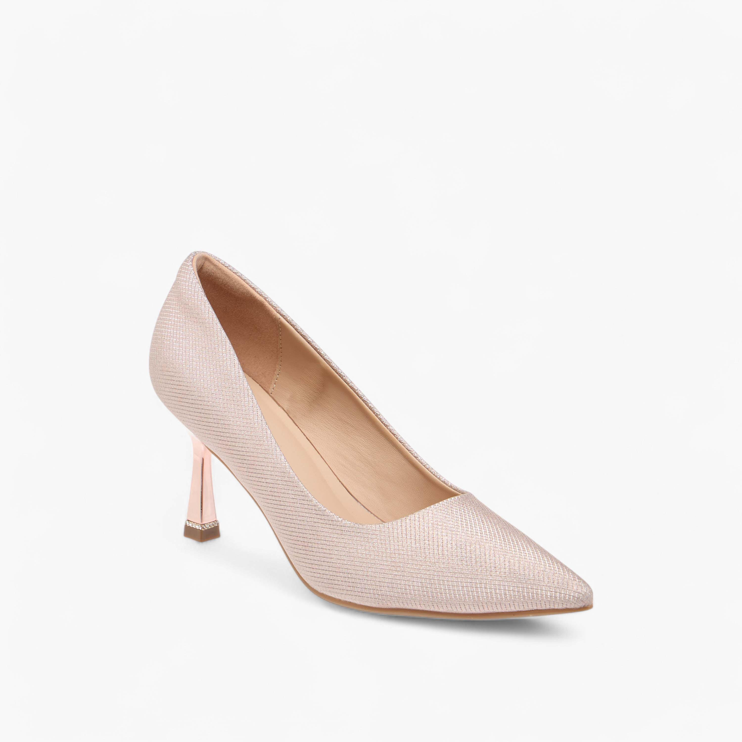 حذاء كلاسيكي بارز الملمس سهل الارتداء بمقدمة مدببة وكعب ستيليتو من فلورا بيلا-women-shoes-heels-image-2