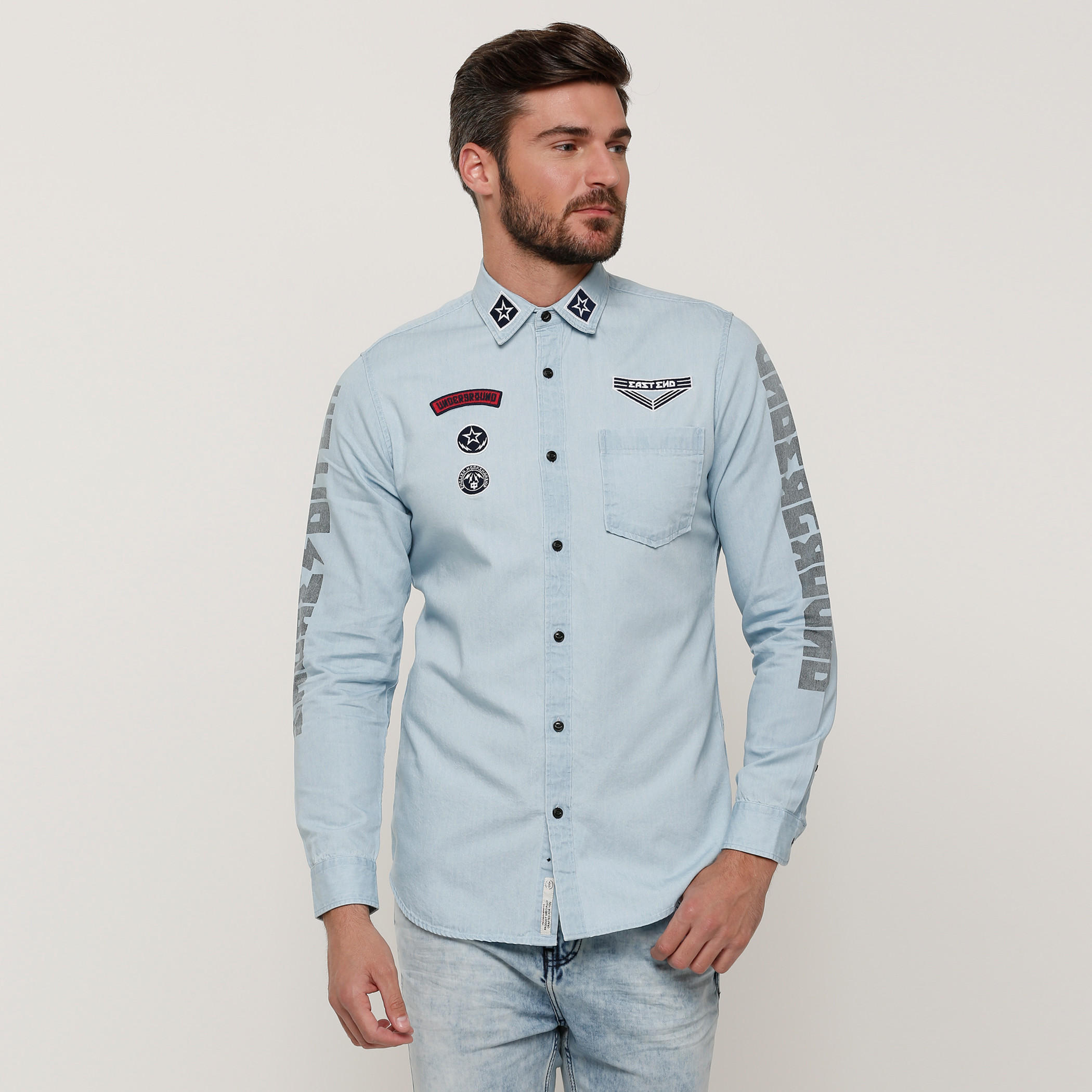 قميص مطرّز بأكمام طويلة وأزرار من لي كوبر-men-clothing-shirts-image-1