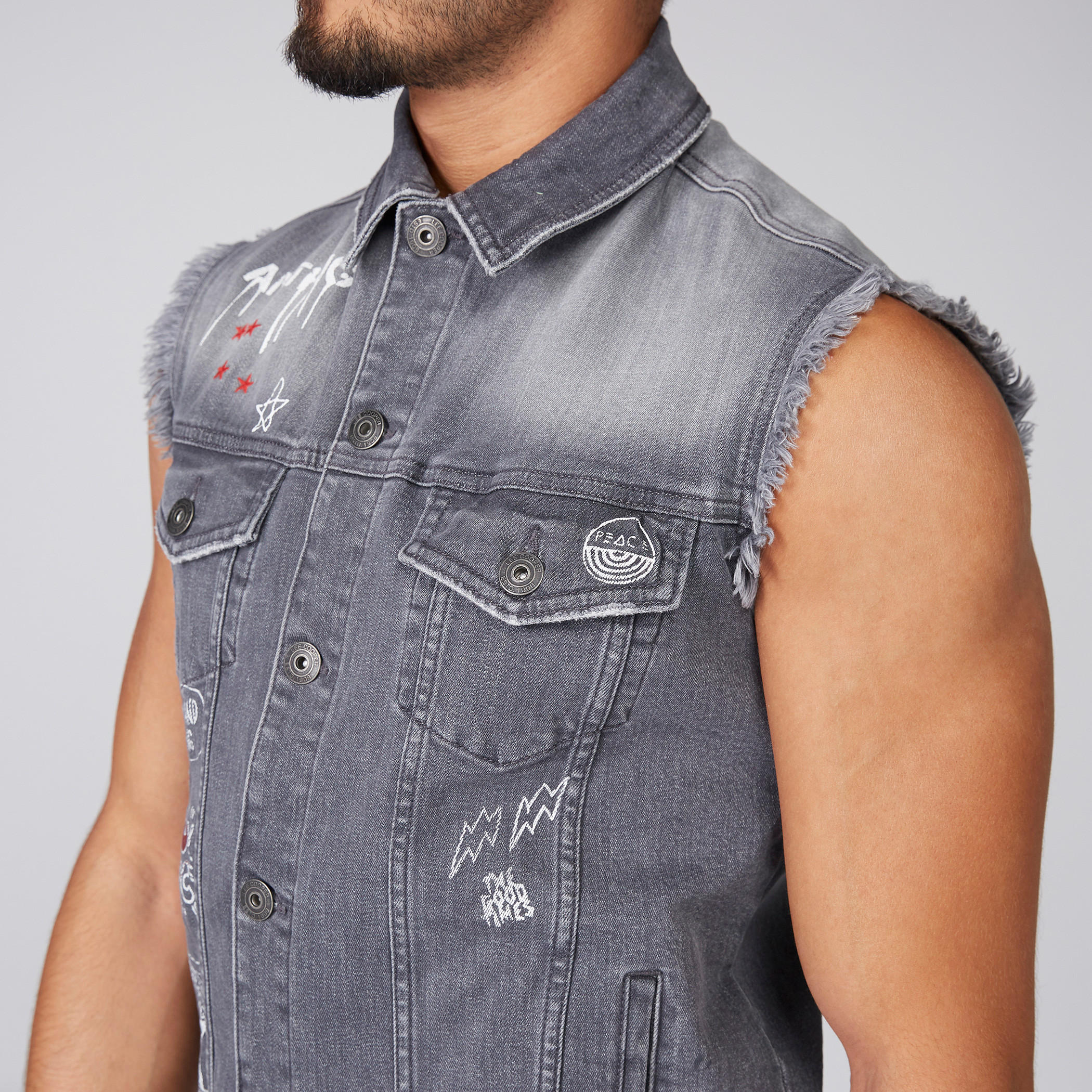 جاكيت دون أكمام بطبعات وجيوب بطيّة من لي كوبر-men-clothing-jacketsandblazers-jackets-image-2
