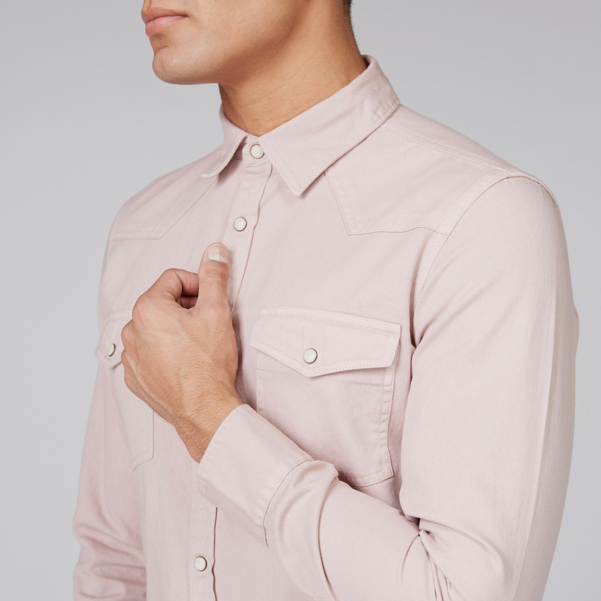 قميص بأكمام طويلة وأزرار وجيوب من لي كوبر-men-clothing-shirts-image-1