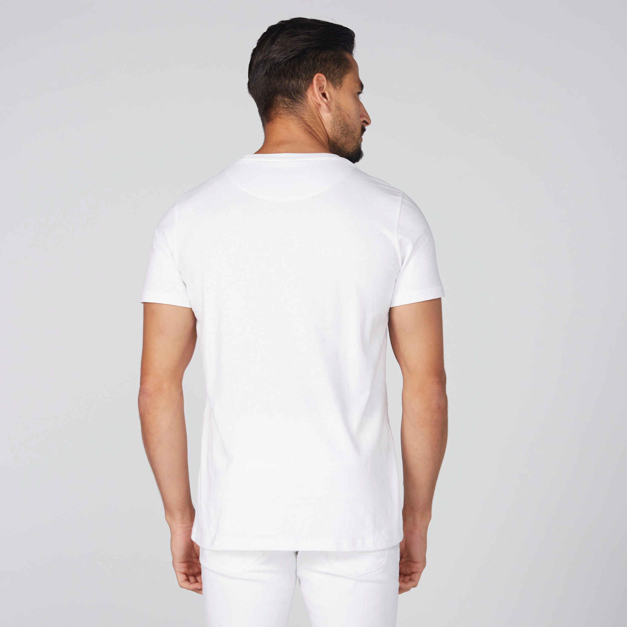 تيشيرت بياقة مستديرة وأكمام قصيرة وطبعات من لي كوبر-men-clothing-tshirtsandpolos-tshirts-image-2