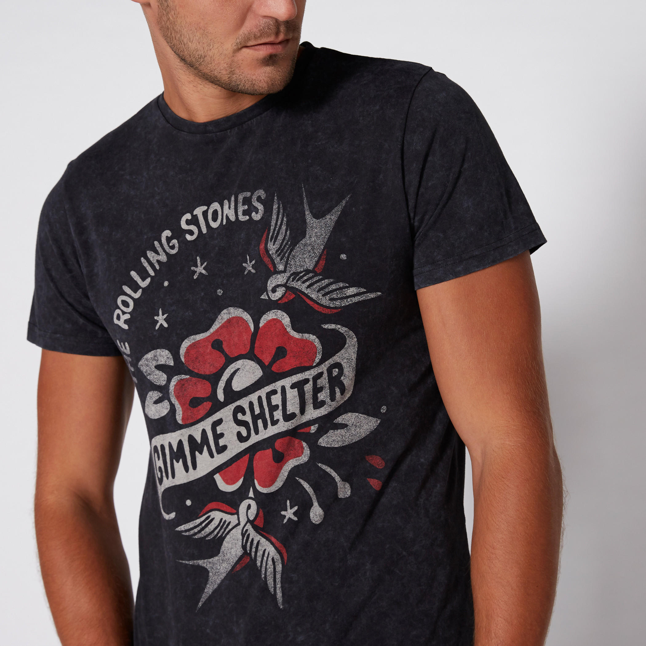 تيشيرت بياقة مستديرة وأكمام قصيرة وطبعات من لي كوبر-men-clothing-tshirtsandpolos-tshirts-image-2