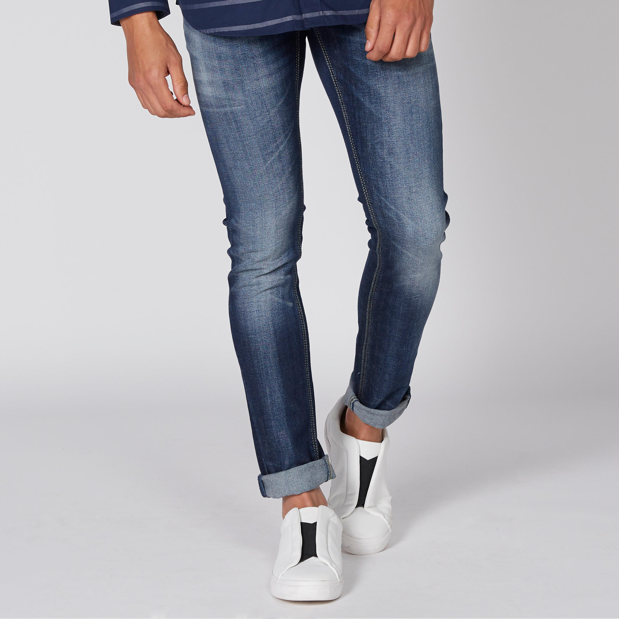 بنطال جينز طويل بجيوب من لي كوبر-men-clothing-bottoms-jeans-image-1