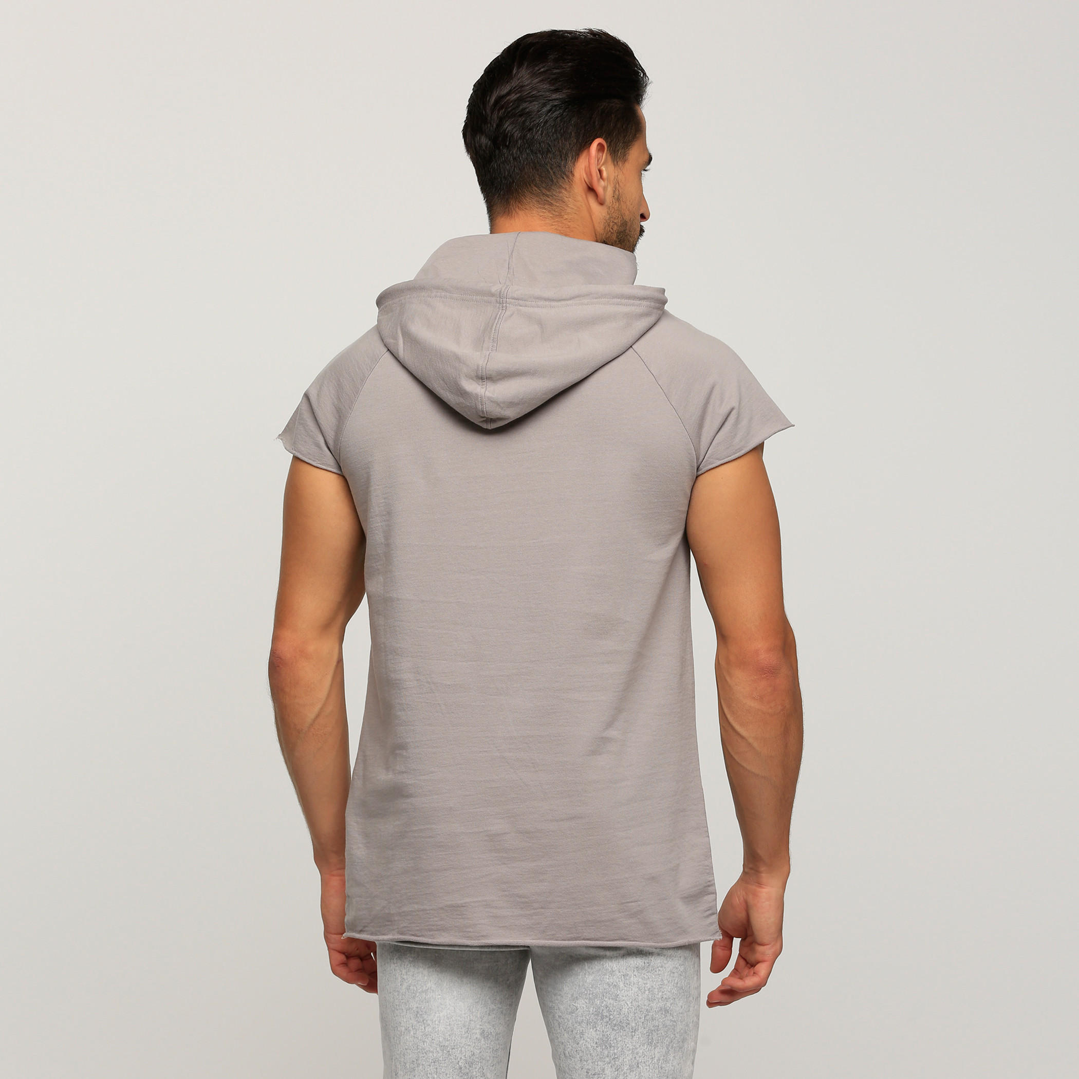 تيشيرت بطبعات وقبعة من لي كوبر-men-clothing-tshirtsandpolos-tshirts-image-2
