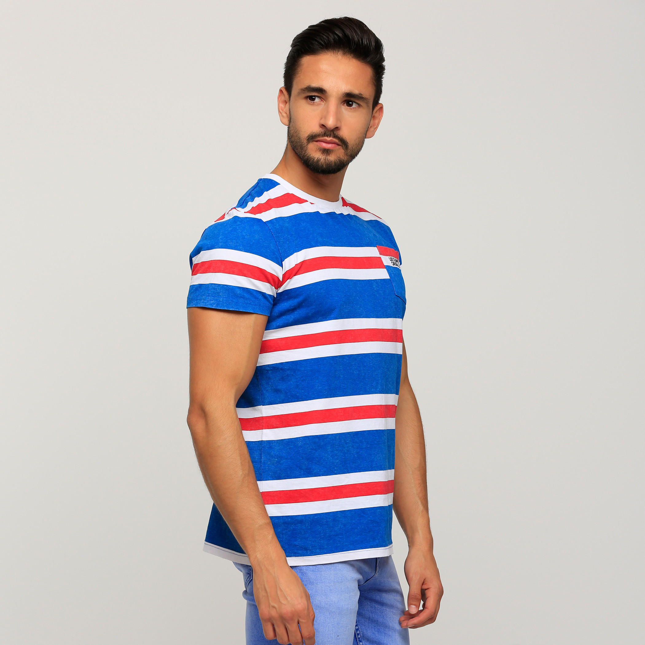تيشيرت مقلّم بياقة ضيّقة وأكمام قصيرة من لي كوبر-men-clothing-tshirtsandpolos-tshirts-image-3