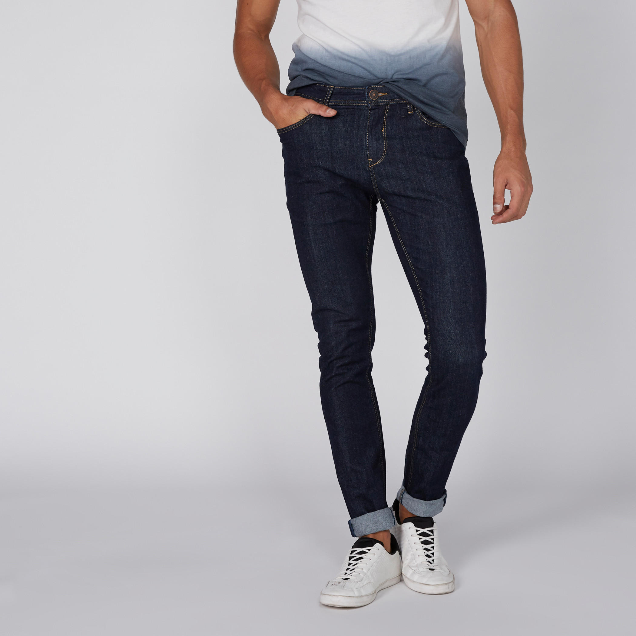 بنطال جينز طويل بزر إغلاق وجيوب من لي كوبر-men-clothing-bottoms-jeans-image-1