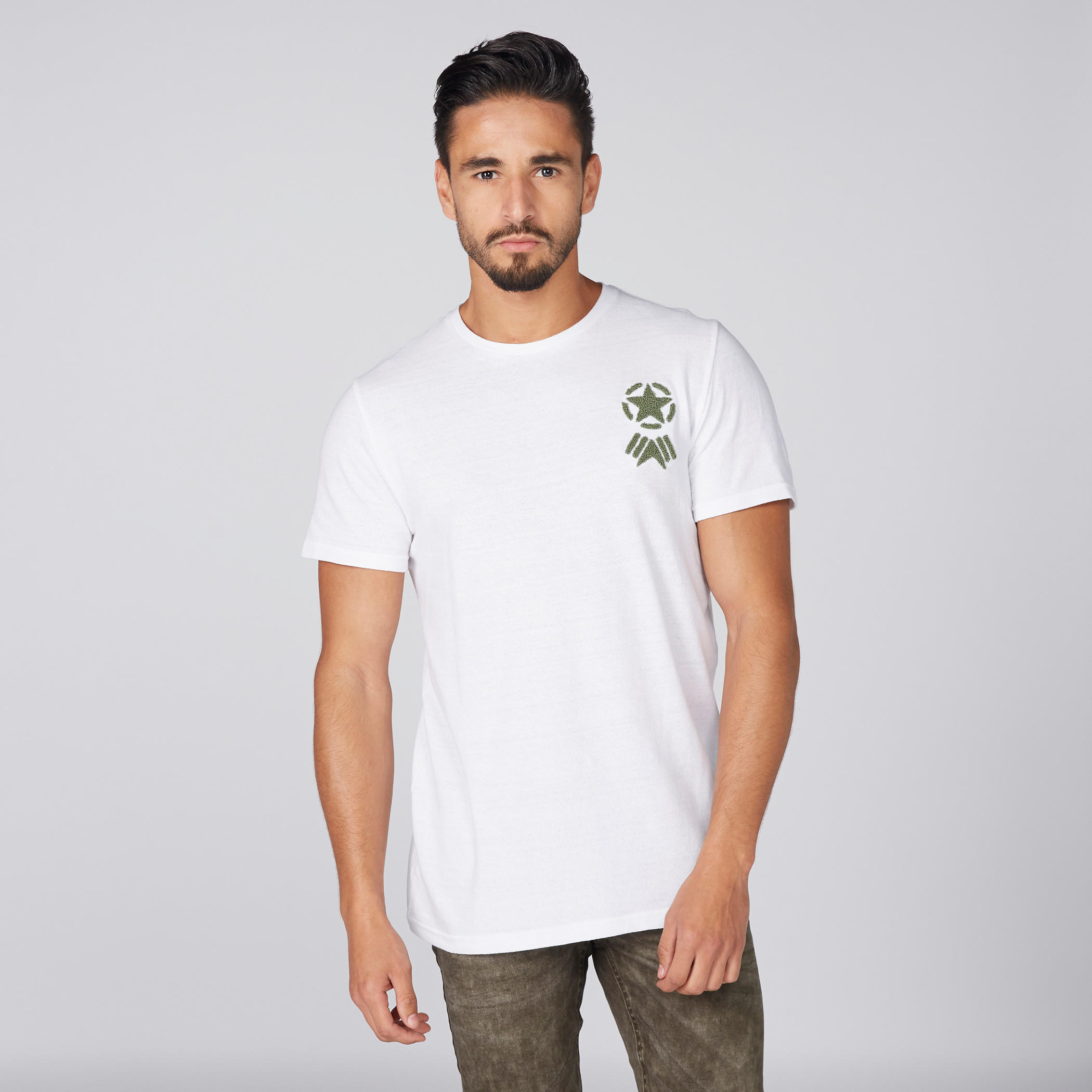 تيشيرت بياقة مستديرة وأكمام قصيرة وطبعات من لي كوبر-men-clothing-tshirtsandpolos-tshirts-image-1